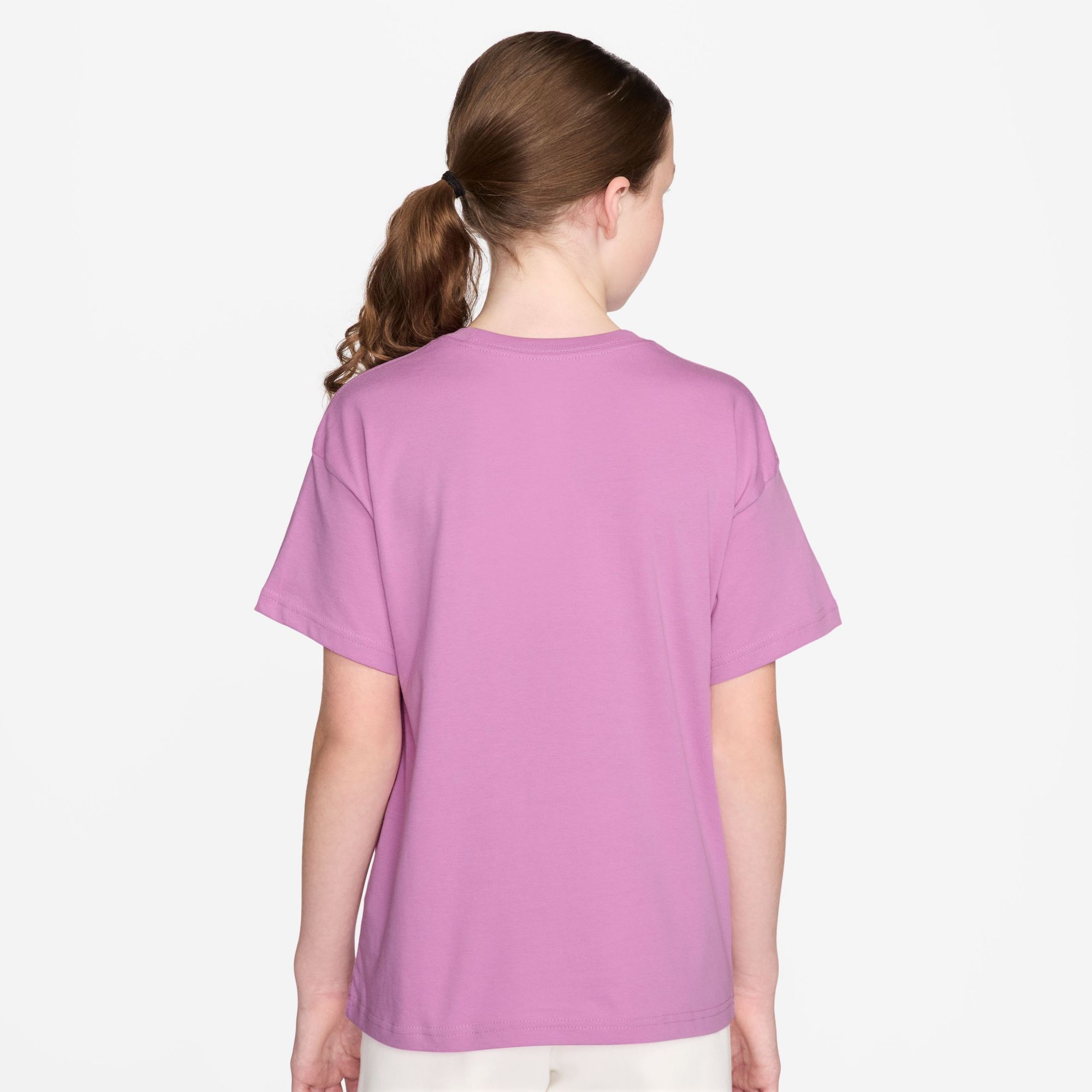 Nike Girls' Sportswear Essential T-Shirt product image