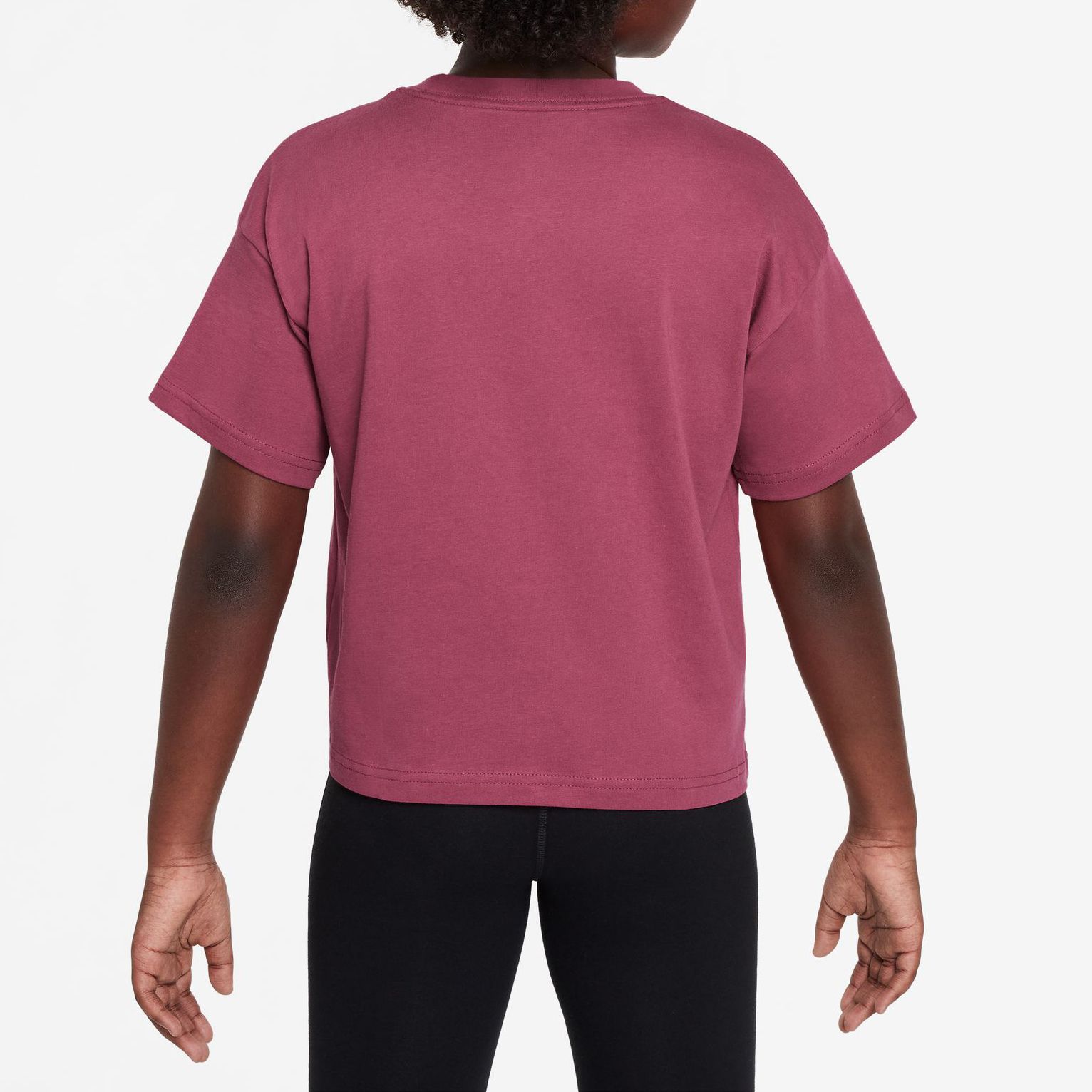 Nike Girls' Sportswear Essential T-Shirt product image