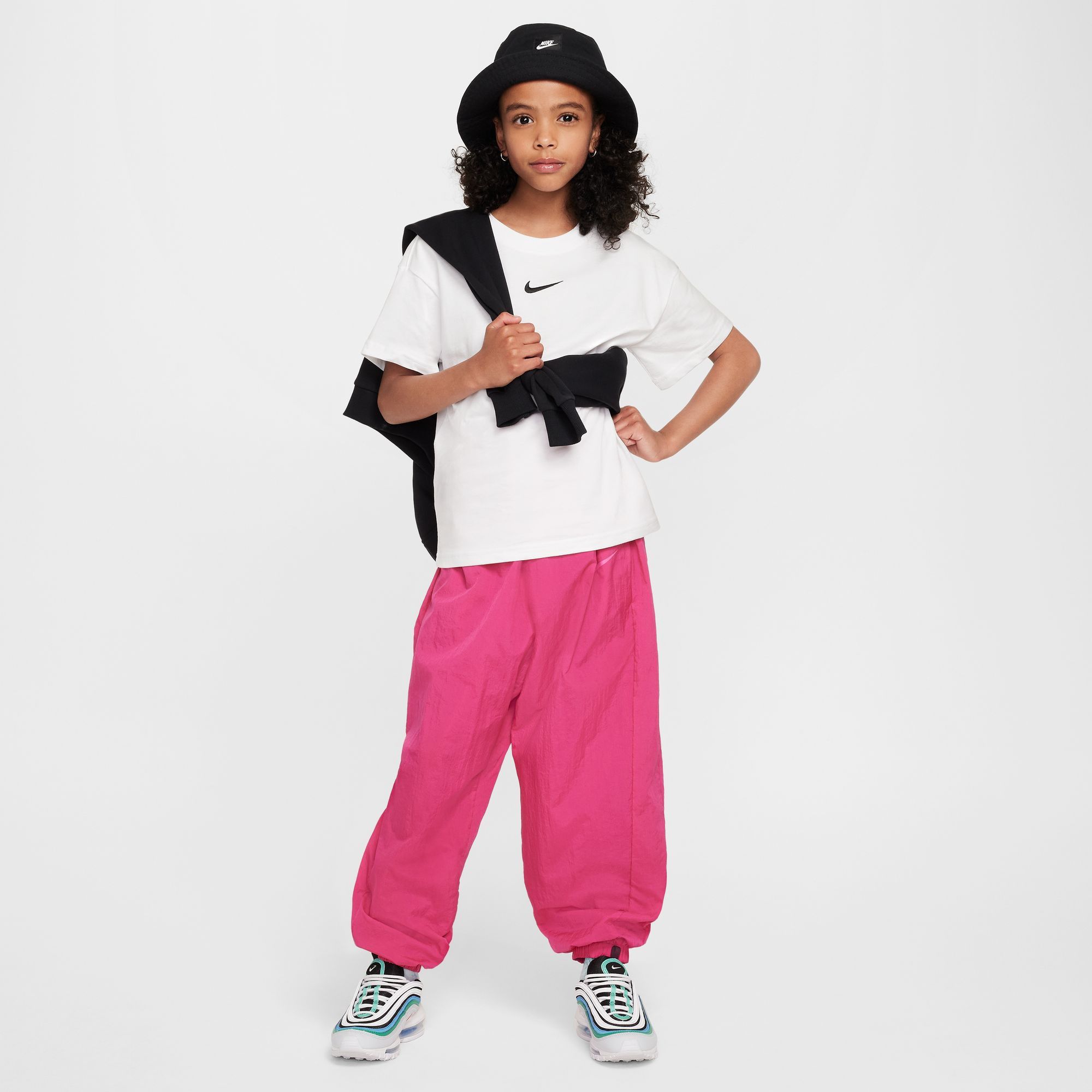 Nike Girls' Sportswear Essential T-Shirt product image