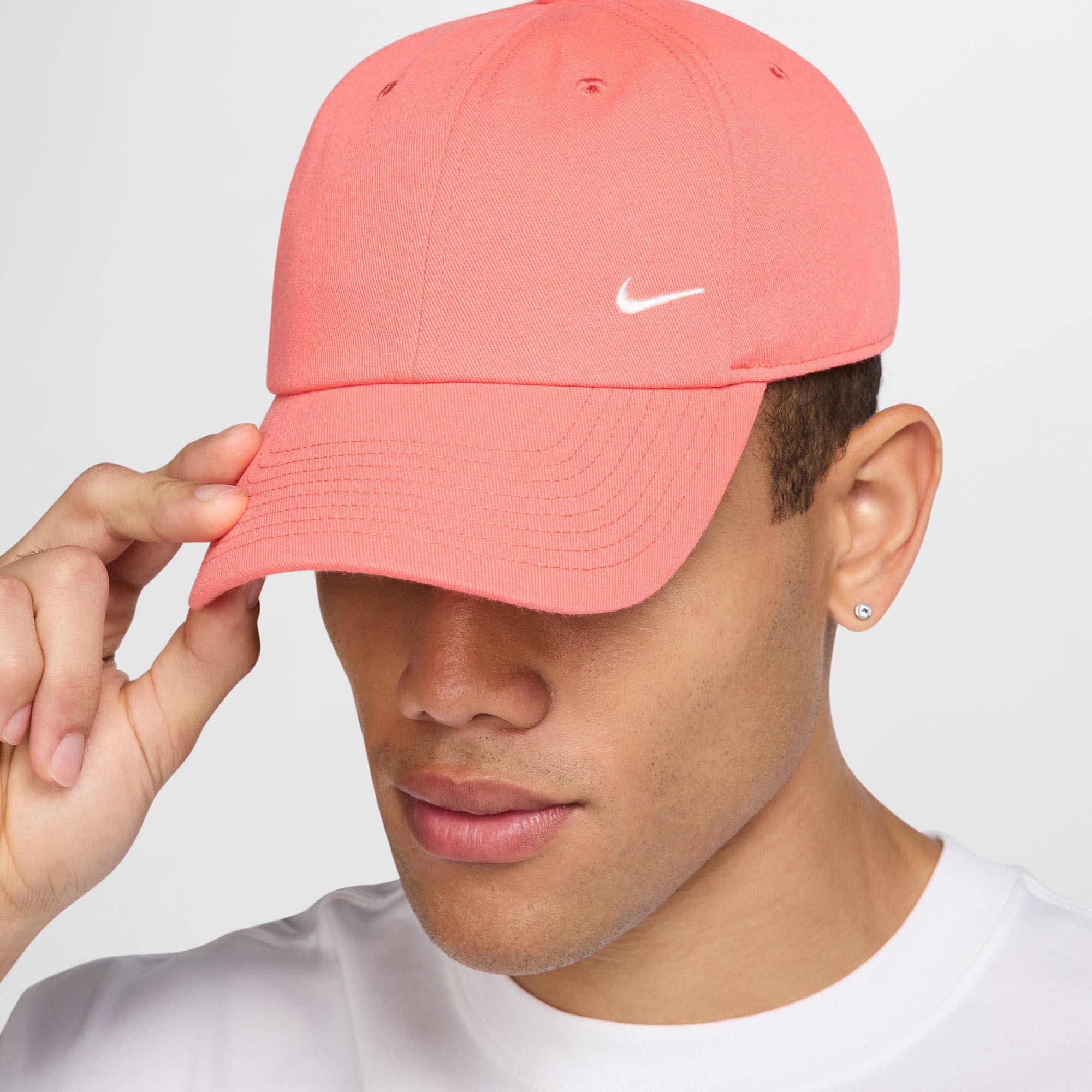 Nike Club Unstructured Curved Bill Cap product image