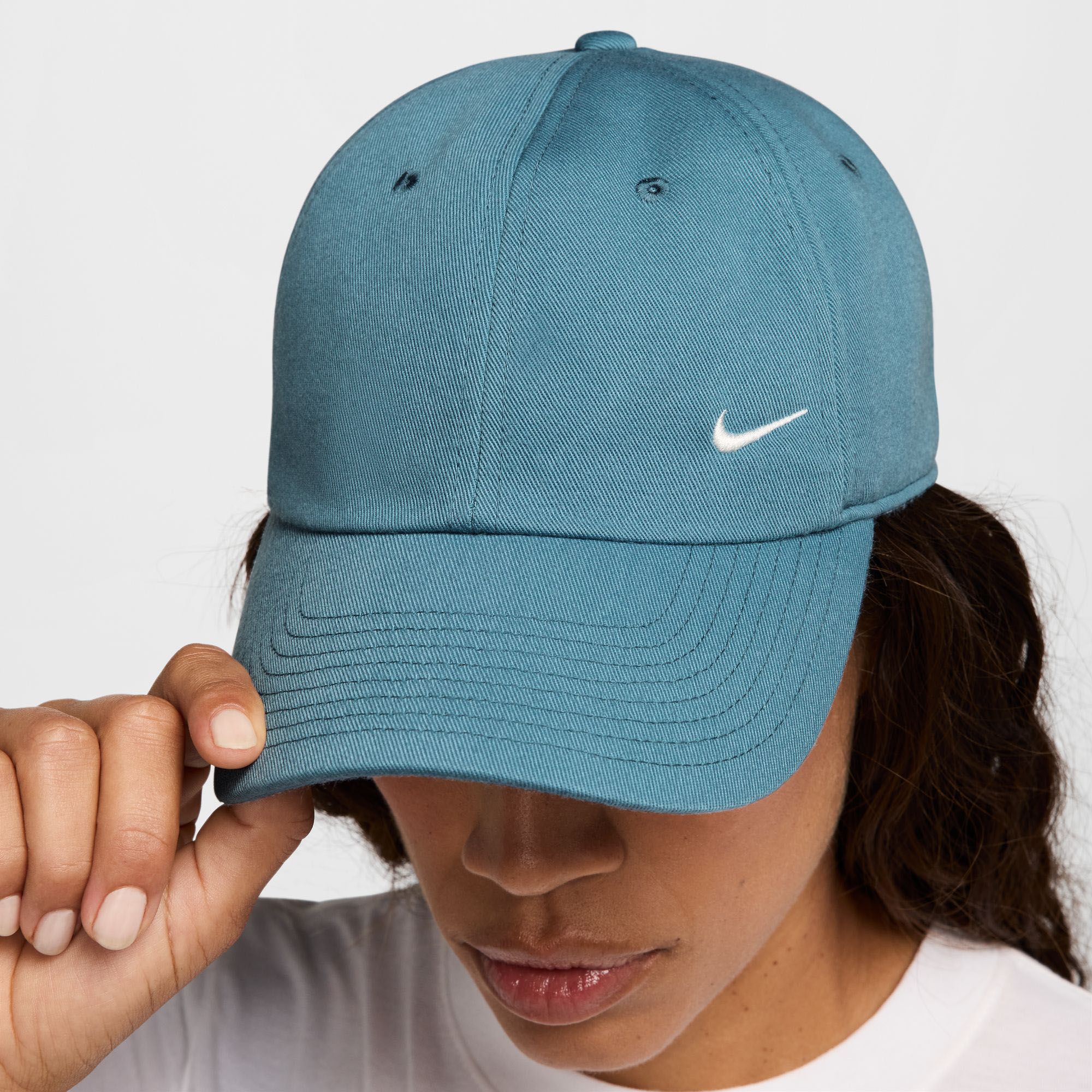 Nike Club Unstructured Curved Bill Cap product image