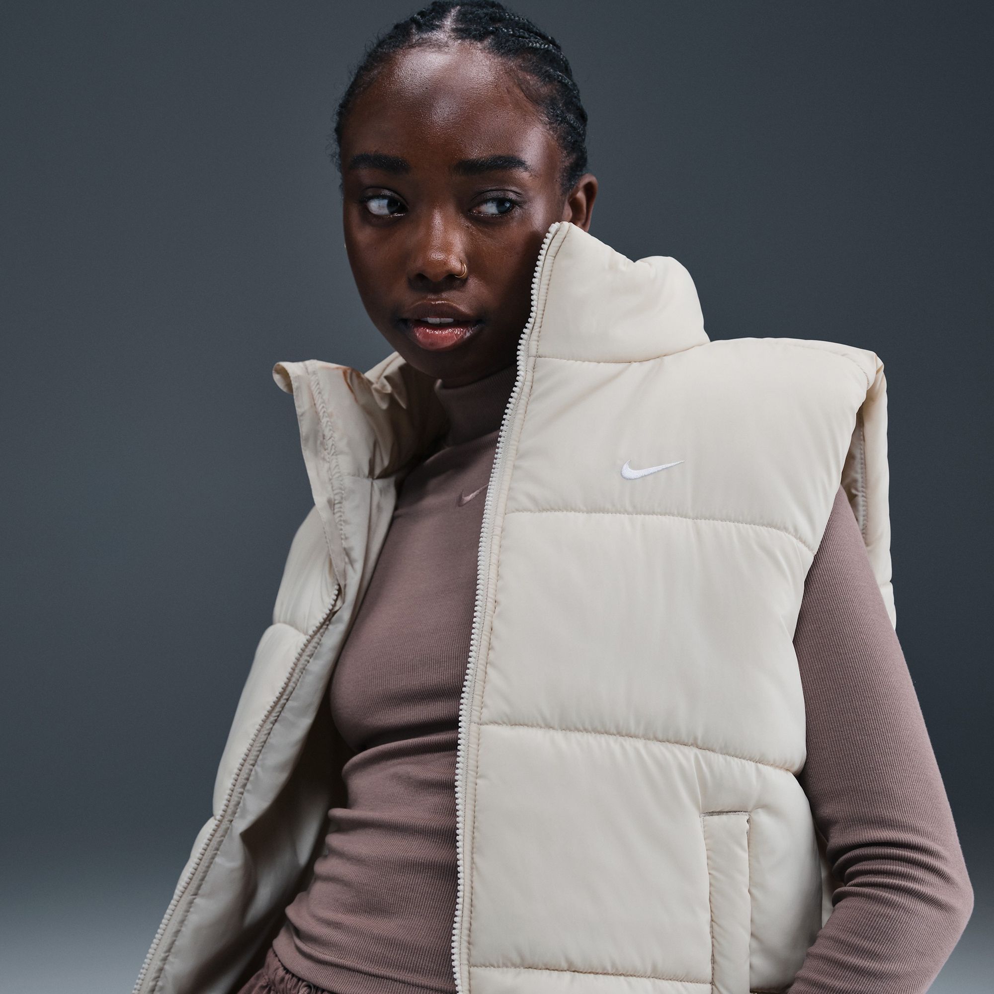 Nike Women's Sportswear Classic Puffer Therma-FIT Loose Vest product image