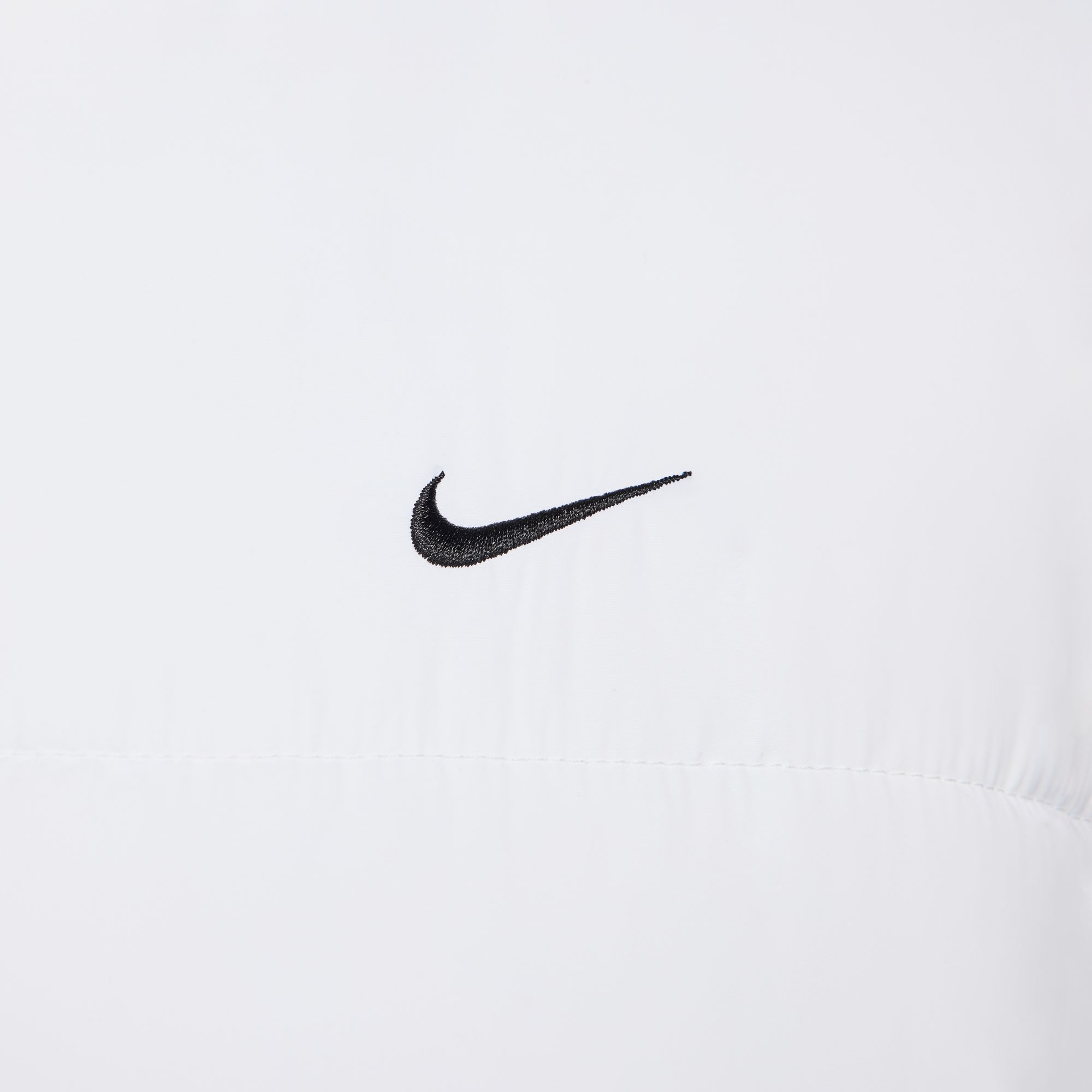 Nike Women's Sportswear Classic Puffer Therma-FIT Loose Vest product image