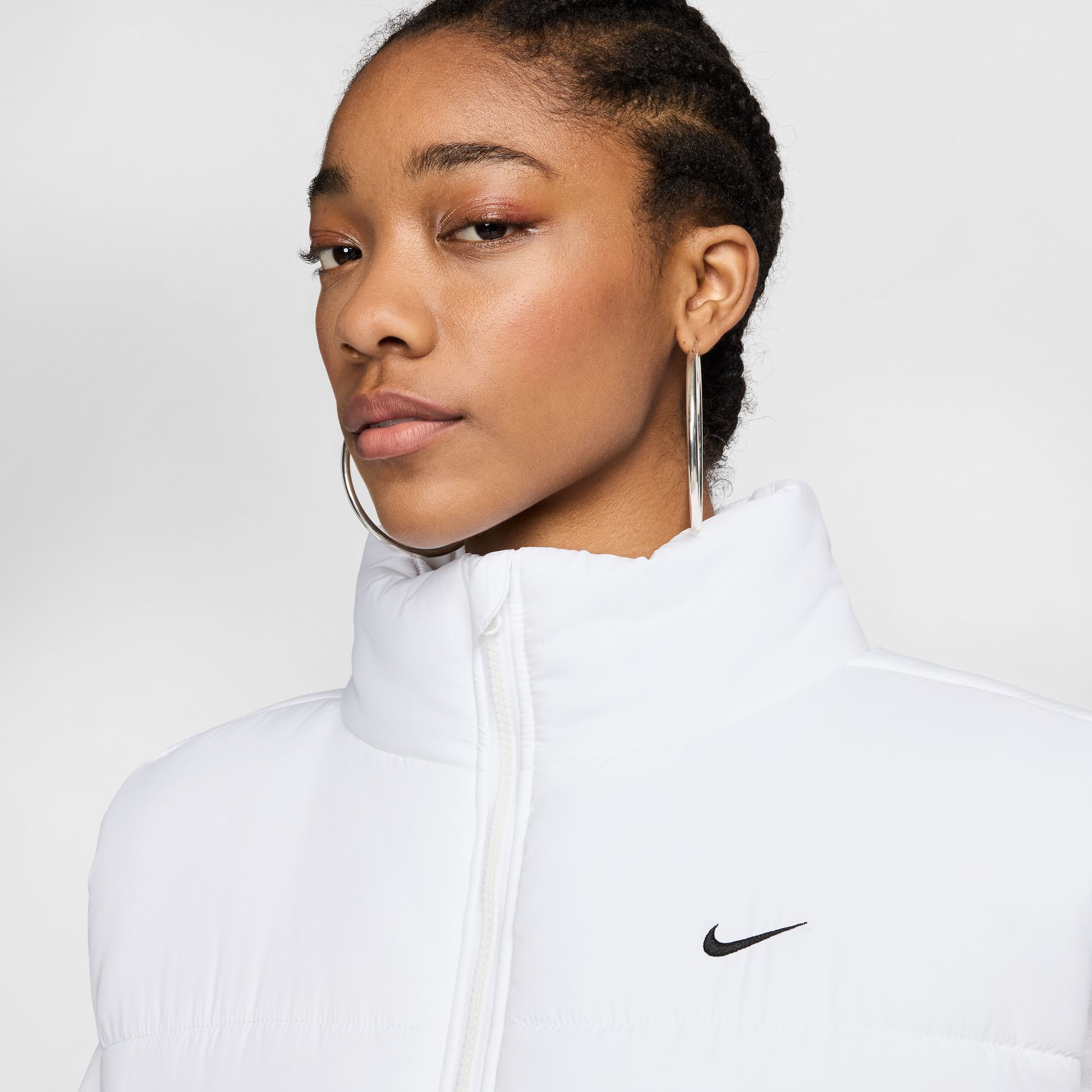 Nike Women's Sportswear Classic Puffer Therma-FIT Loose Vest product image