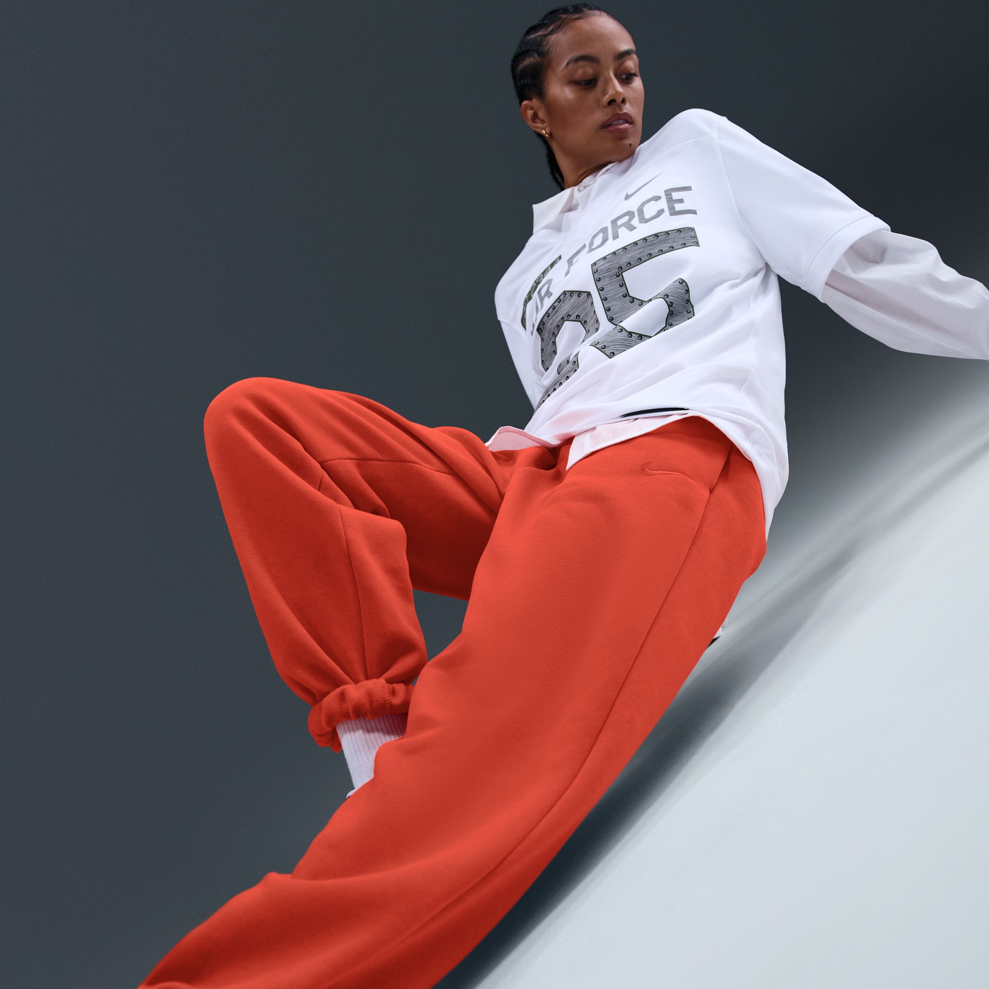 Nike Women's Sportswear Phoenix Fleece High-Waisted Oversized Sweatpants product image