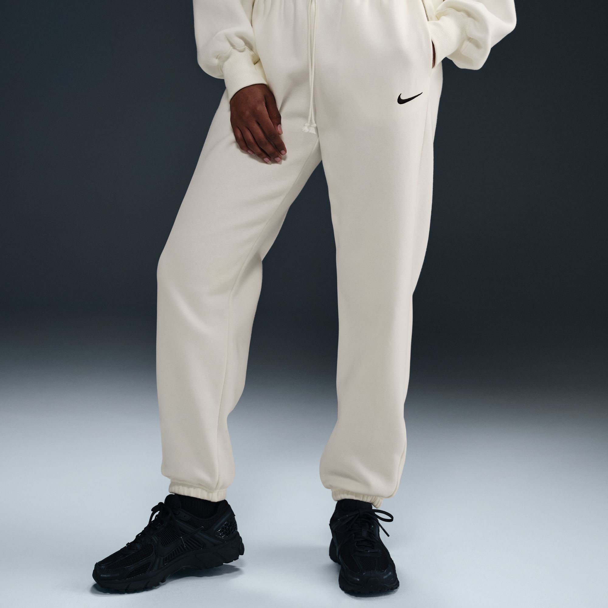 Nike Women's Sportswear Phoenix Fleece High-Waisted Oversized Sweatpants product image