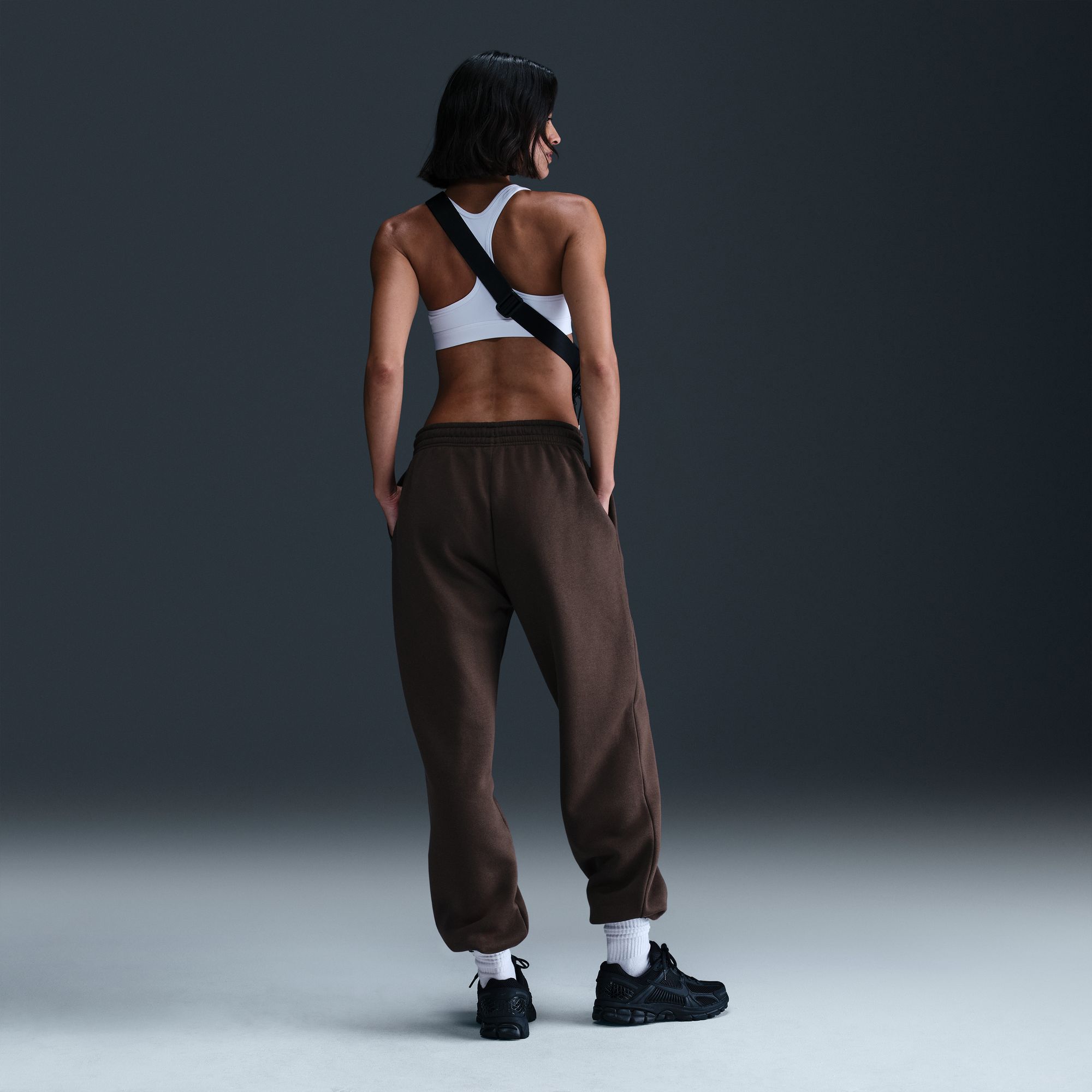 Nike Women's Sportswear Phoenix Fleece High-Waisted Oversized Sweatpants product image
