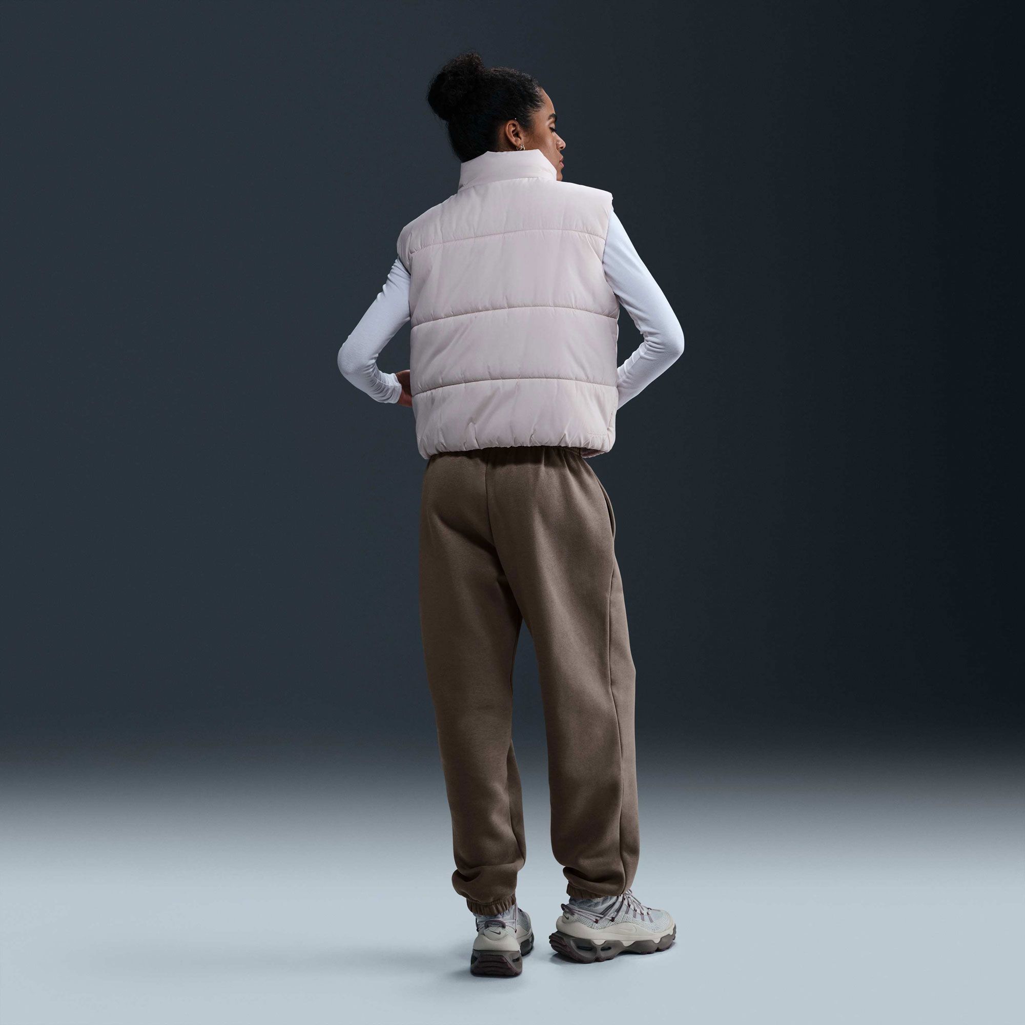 Nike Women's Sportswear Phoenix Fleece High-Waisted Oversized Sweatpants product image