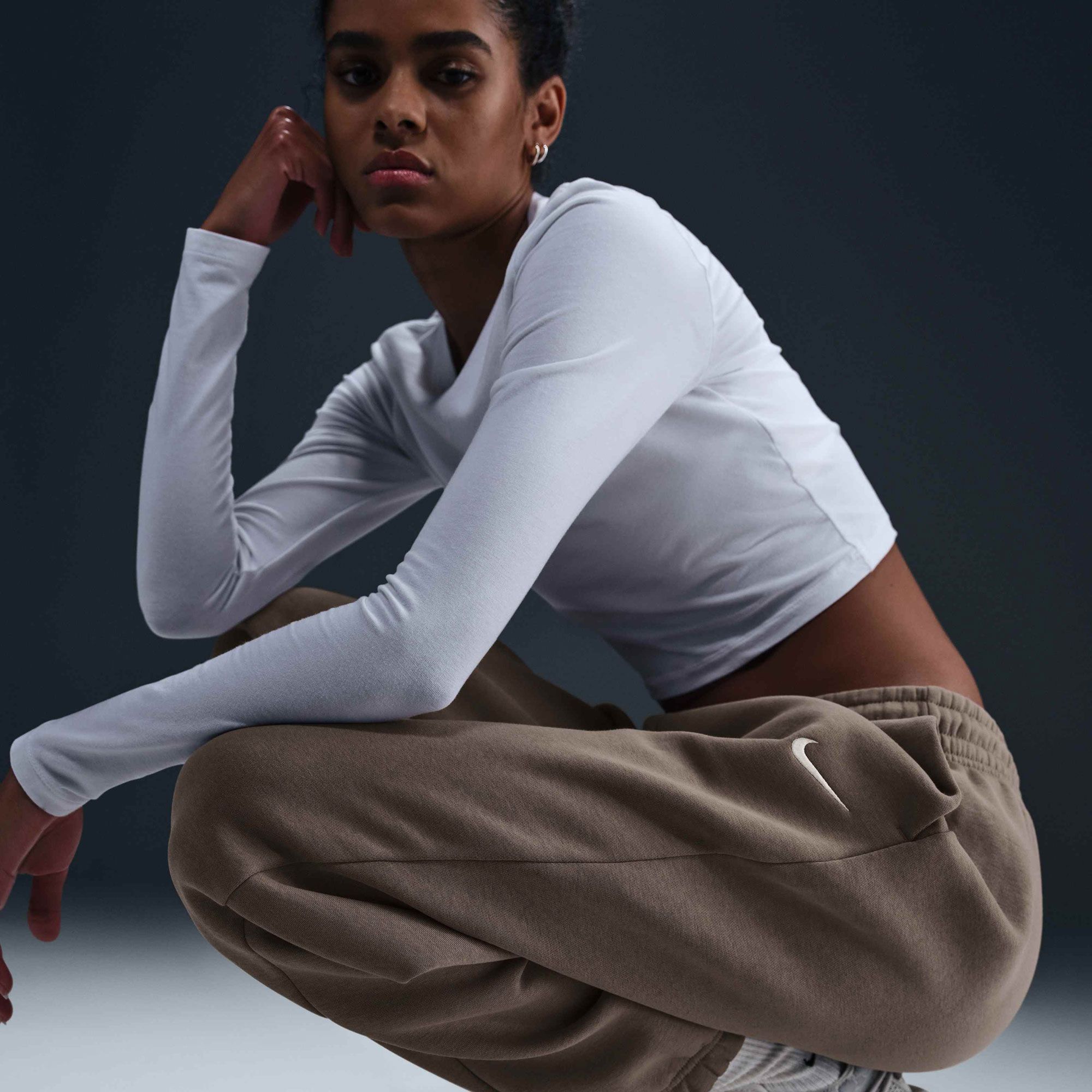 Nike Women's Sportswear Phoenix Fleece High-Waisted Oversized Sweatpants product image