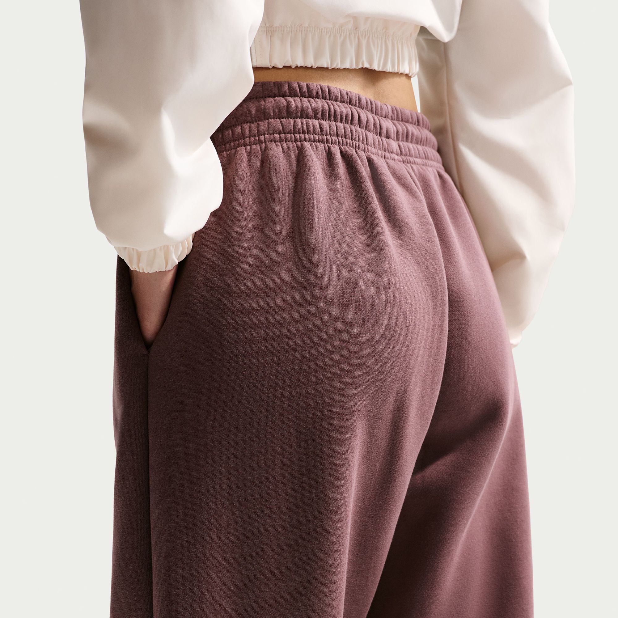 Nike Women's Sportswear Phoenix Fleece High-Waisted Oversized Sweatpants product image