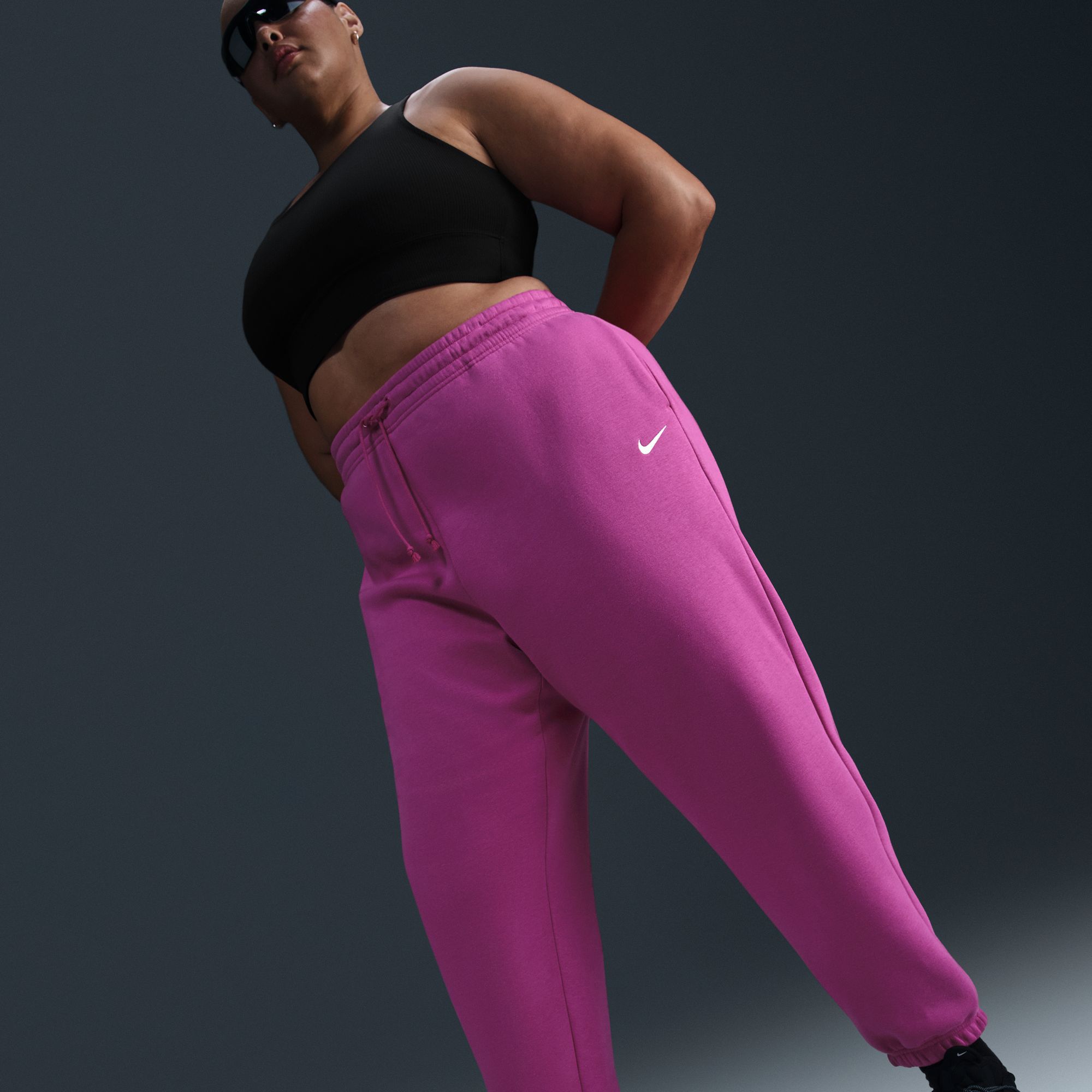 Nike Women's Sportswear Phoenix Fleece High-Waisted Oversized Sweatpants (Plus Size) product image