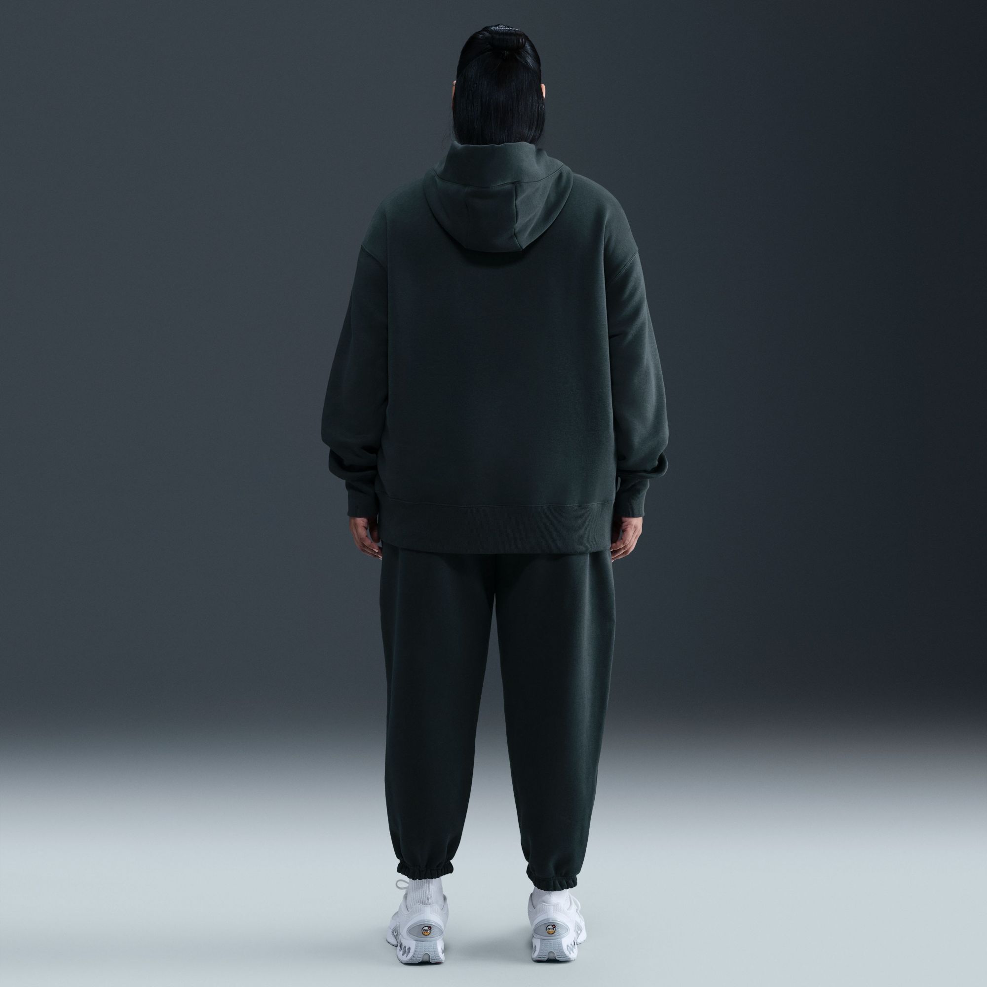 Nike Women's Sportswear Phoenix Fleece High-Waisted Oversized Sweatpants (Plus Size) product image