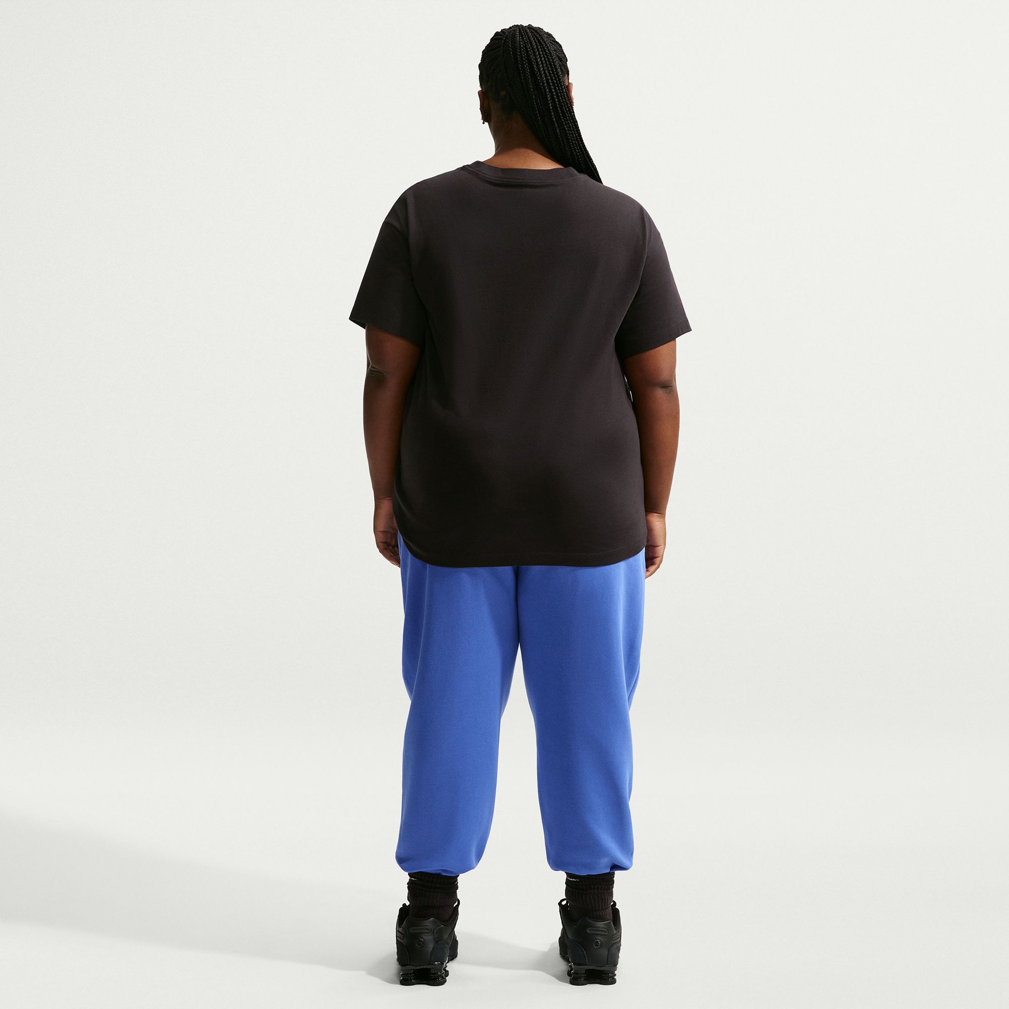 Nike Women's Sportswear Phoenix Fleece High-Waisted Oversized Sweatpants (Plus Size) product image