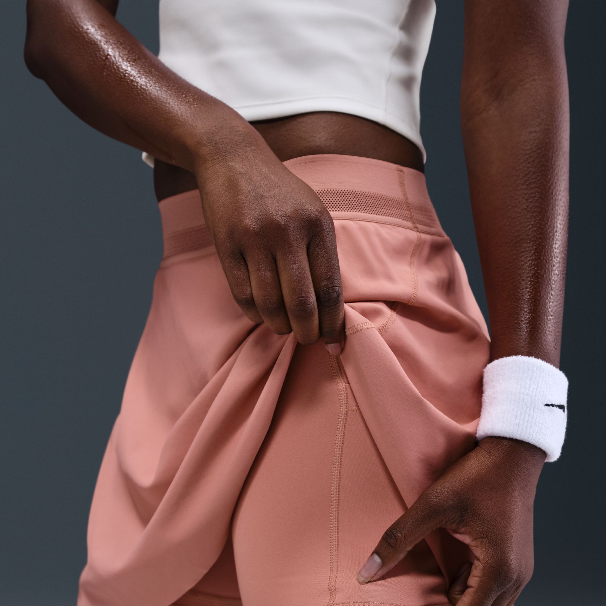 Nike Women's NikeCourt Ace Advantage Dri-FIT Tennis Skort product image