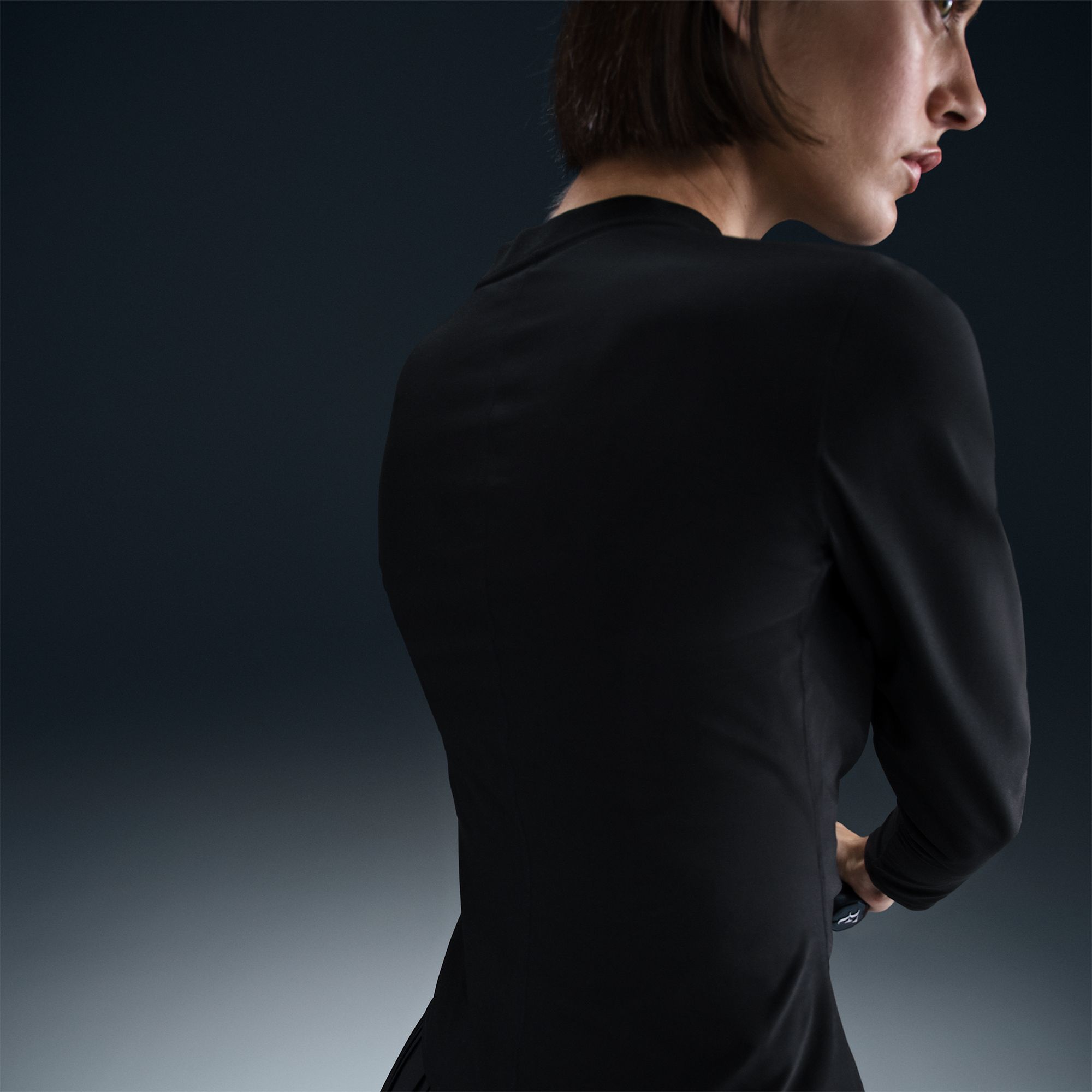 Nike Women's NikeCourt Advantage Dri-FIT Mid-Layer Tennis Shirt product image