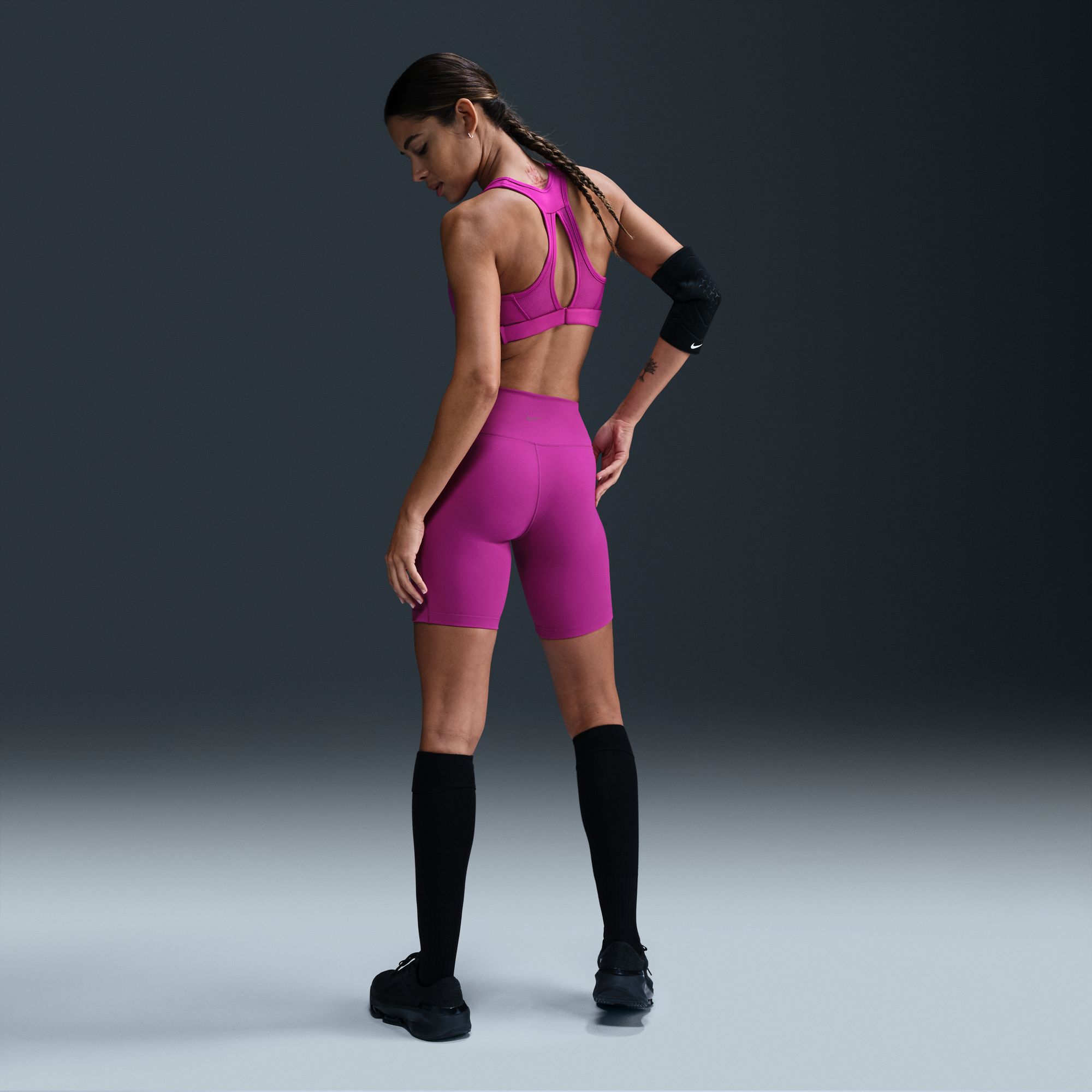 Nike Women's One High-Waisted 8" Biker Shorts With Pockets product image