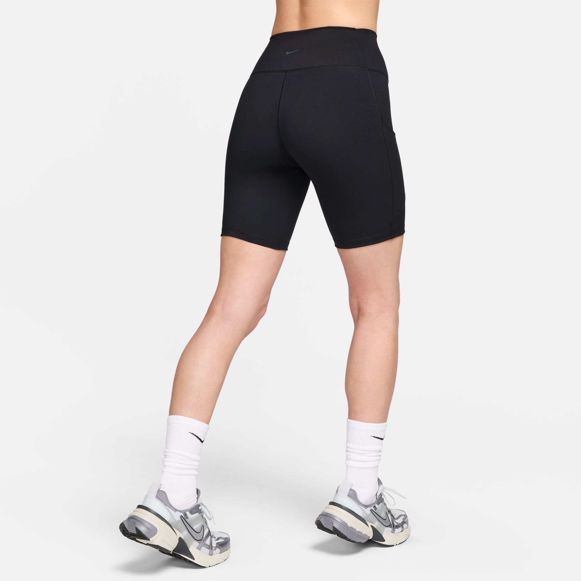 Nike Women's One High-Waisted 8" Biker Shorts With Pockets product image