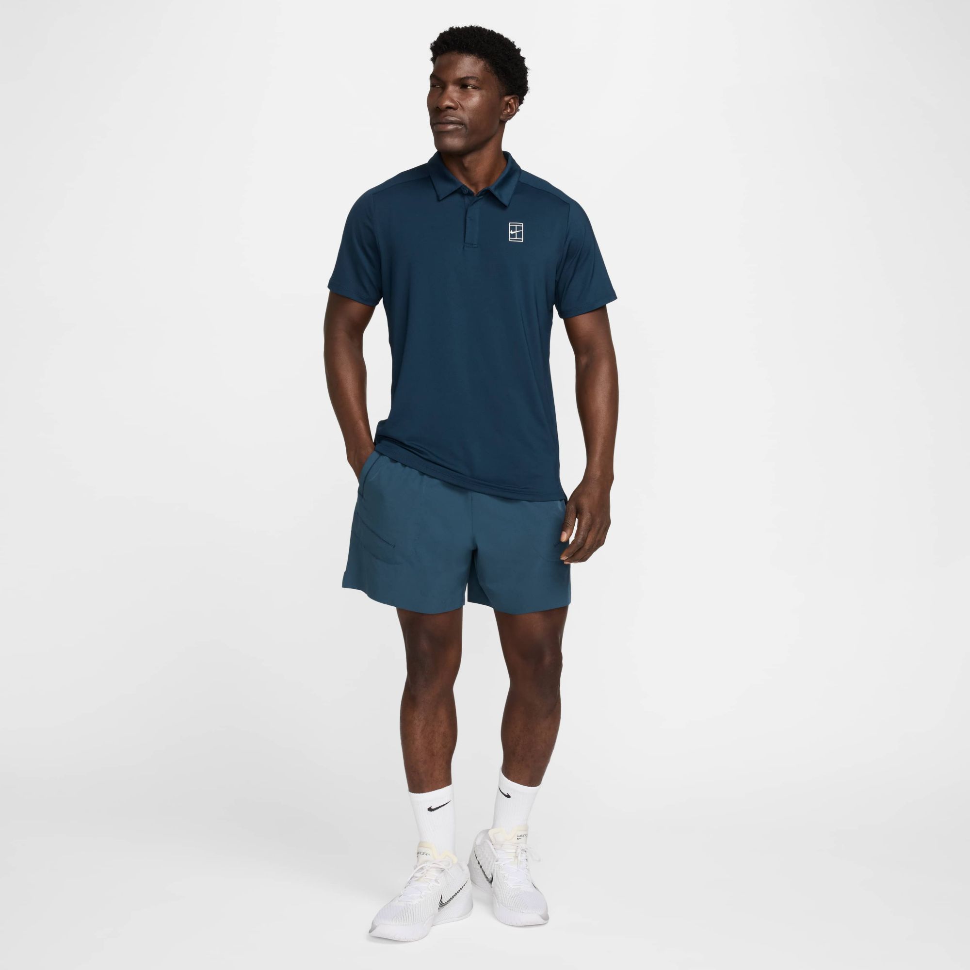 Nike Men's NikeCourt Slim-Fit Advantage Dri-FIT Tennis Polo product image