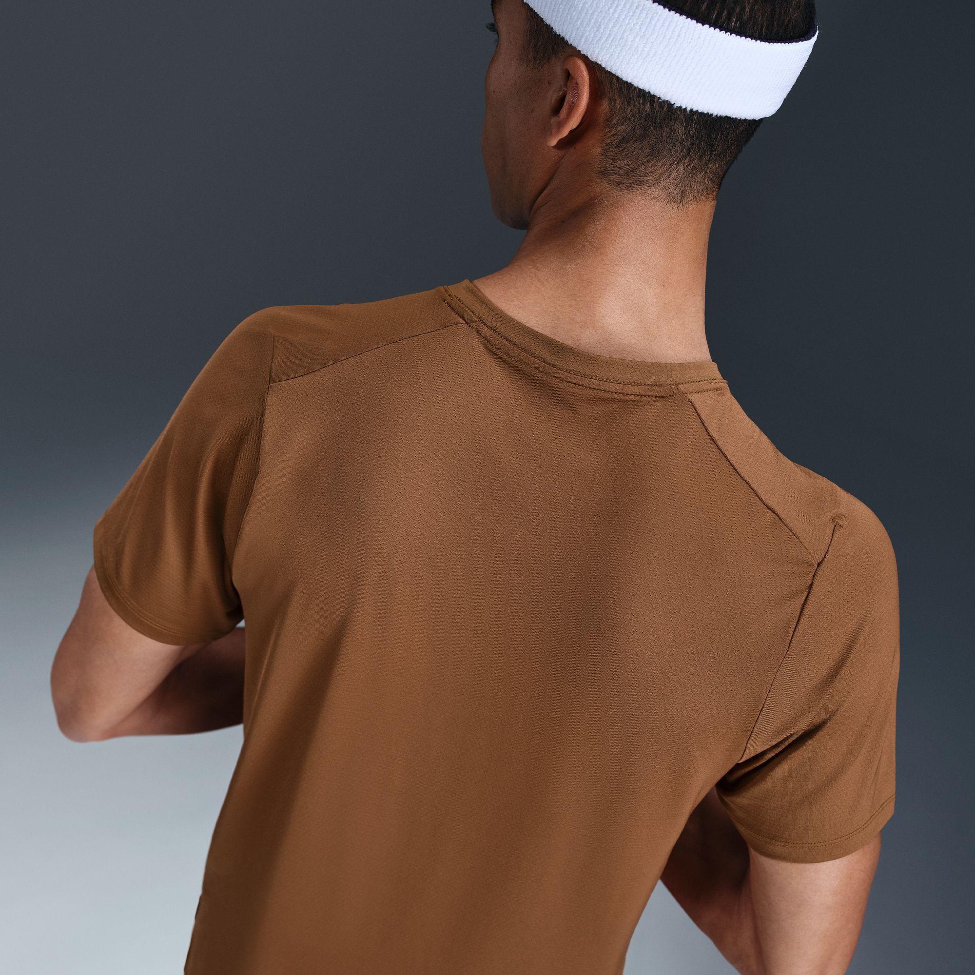 Nike Men's NikeCourt Advantage Dri-FIT Tennis Shirt product image