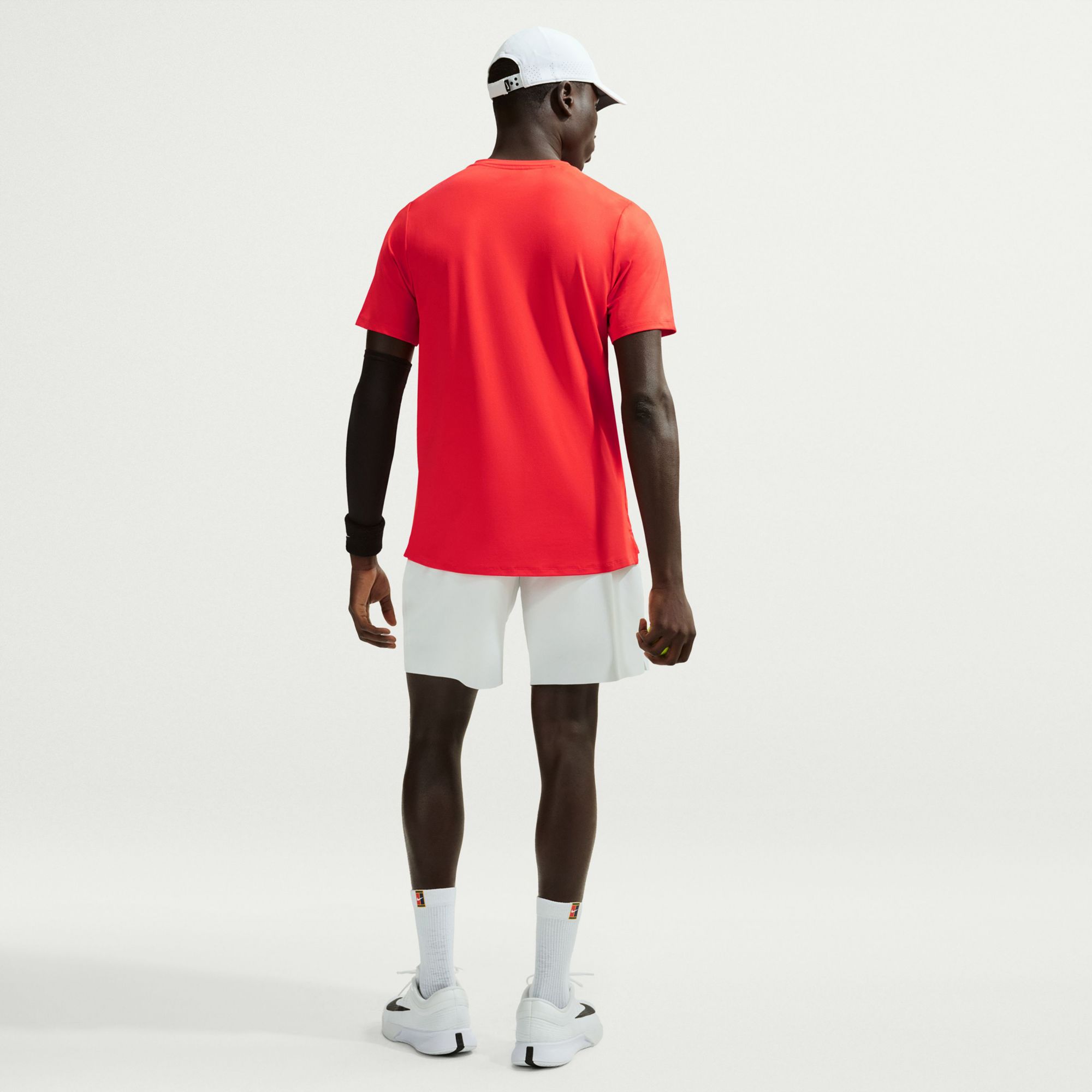 Nike Men's NikeCourt Advantage Dri-FIT Tennis Shirt product image