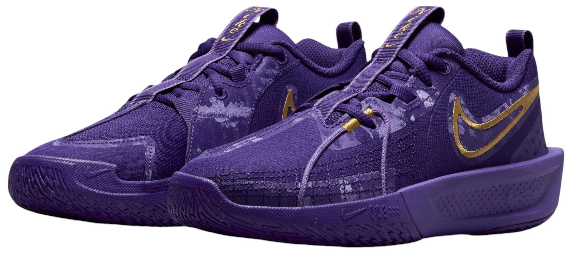 Nike Kids' Grade School G.T. Cut 3 Basketball Shoes product image