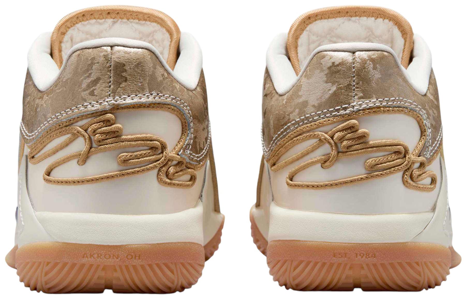 Nike Kids' Grade School Lebron XXII Basketball Shoes product image