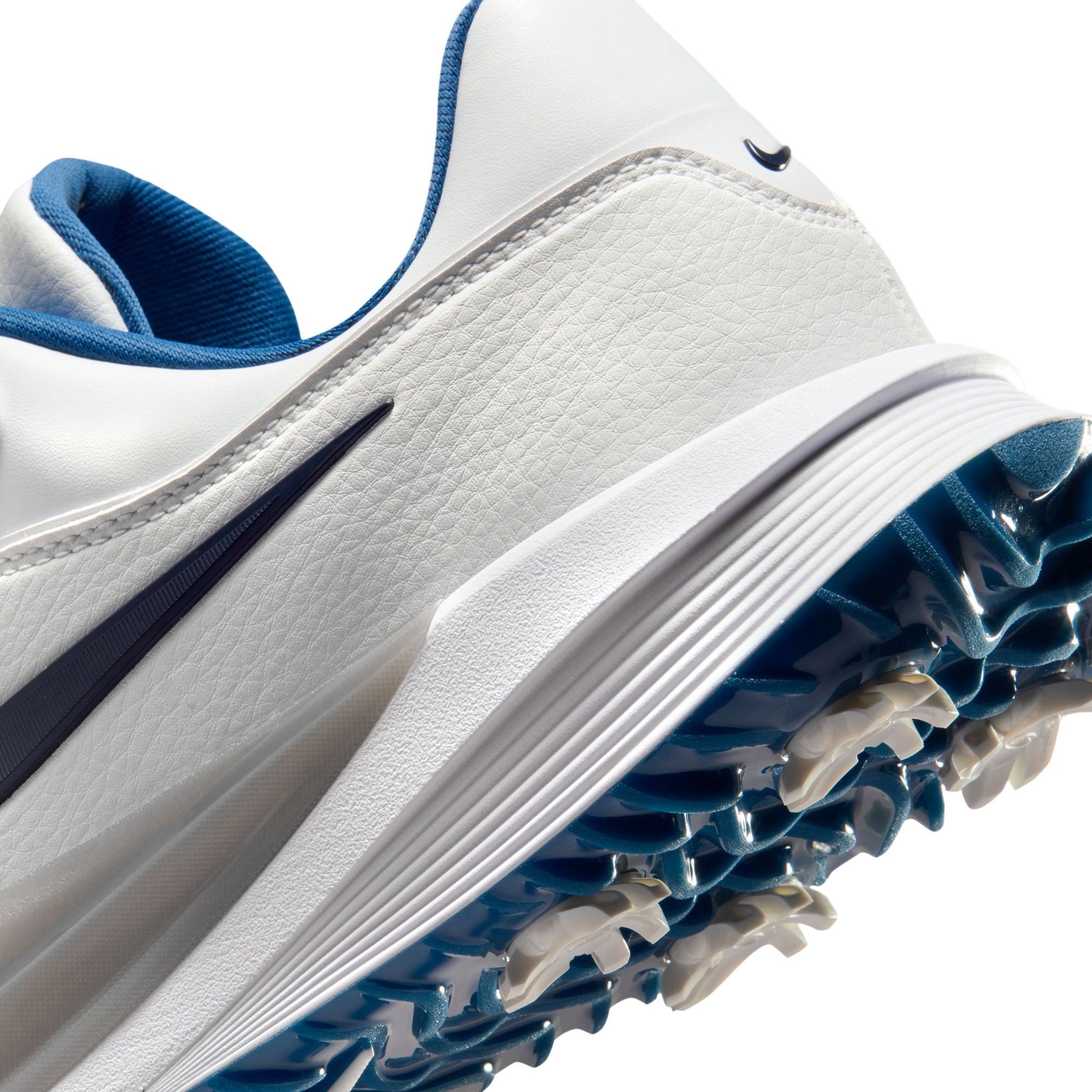 Nike Men's Victory Pro 4 Golf Shoes product image