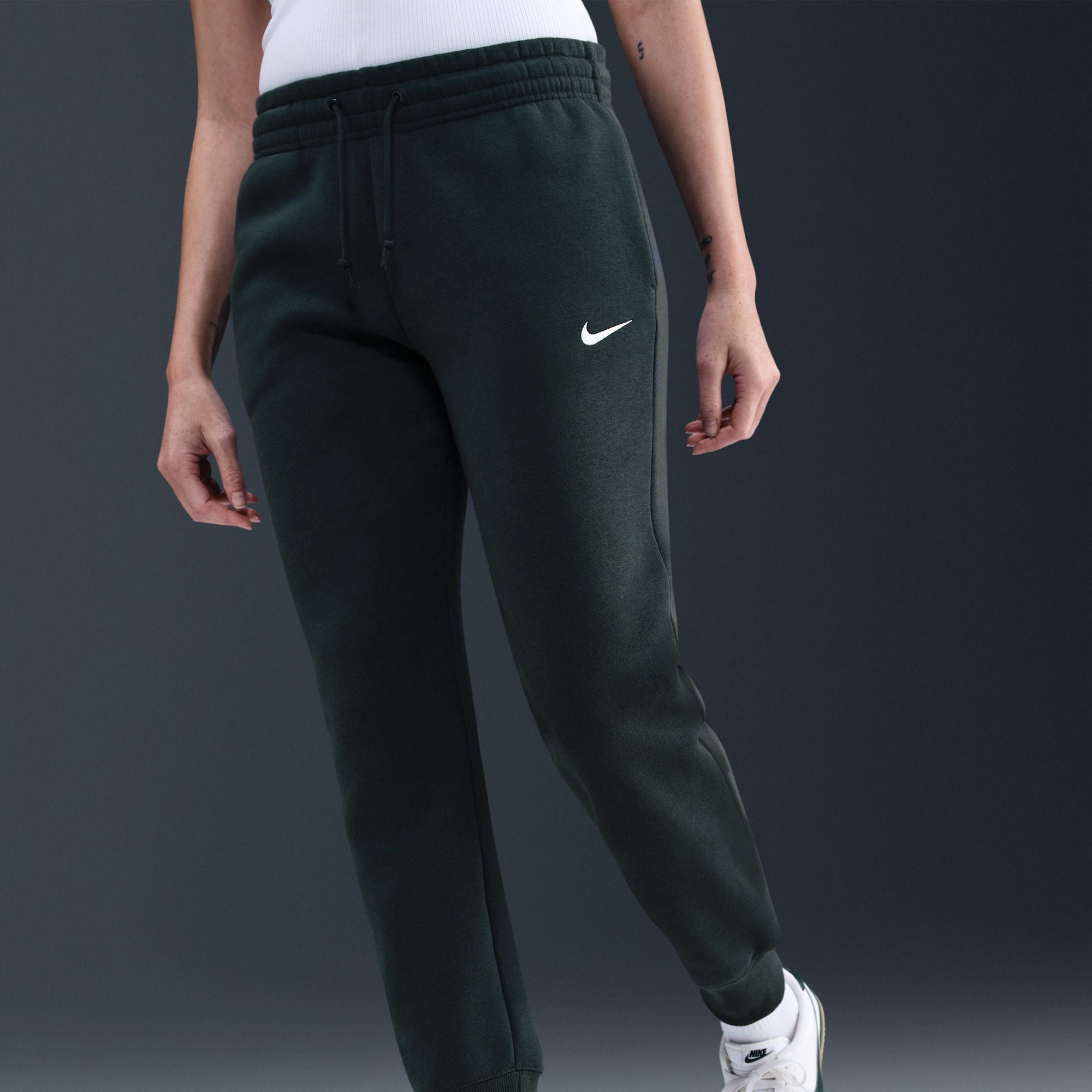 Nike Women's Sportswear Phoenix Fleece Mid-Rise Sweatpants product image