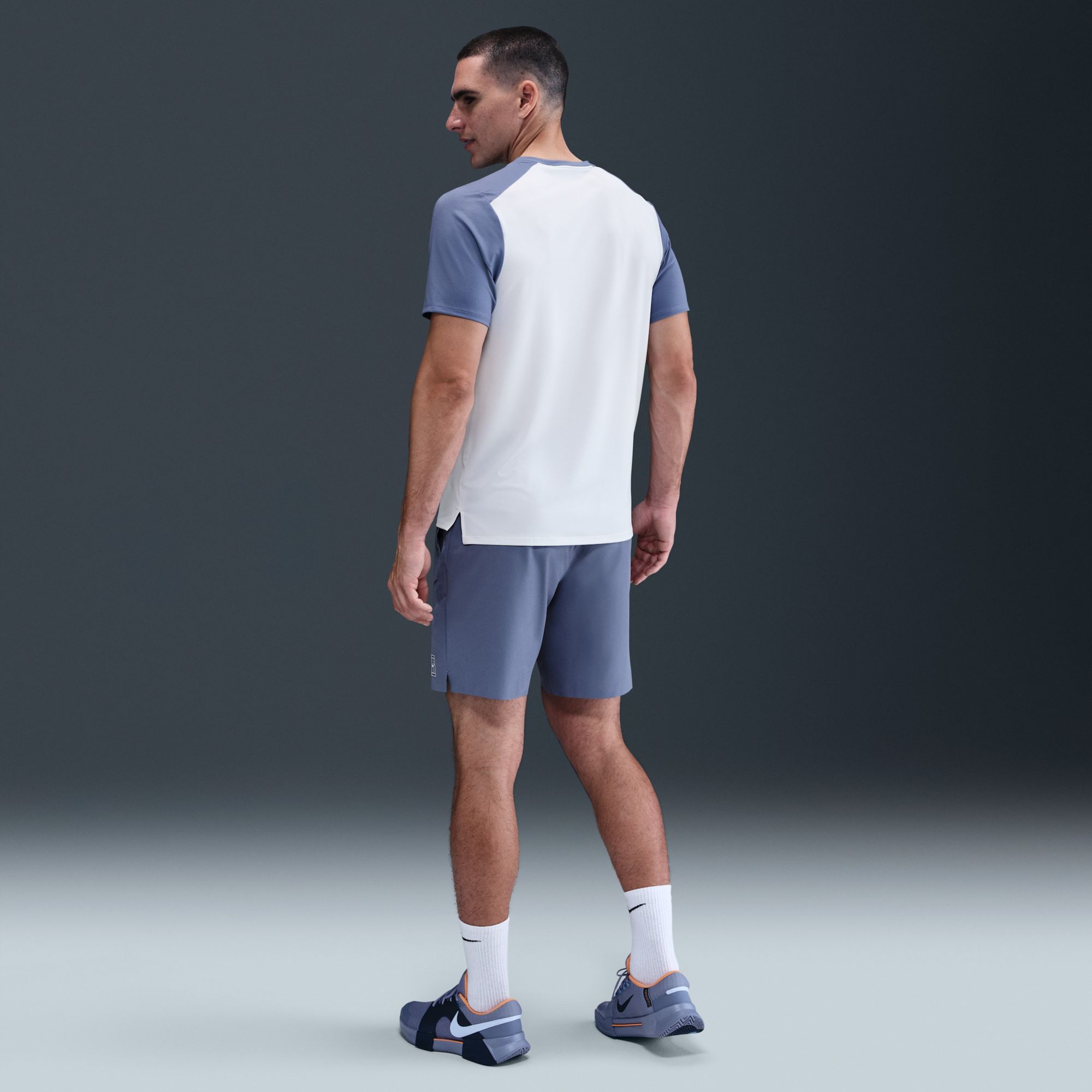 Nike Men's NikeCourt Slim-Fit Advantage Printed Tennis Shirt product image