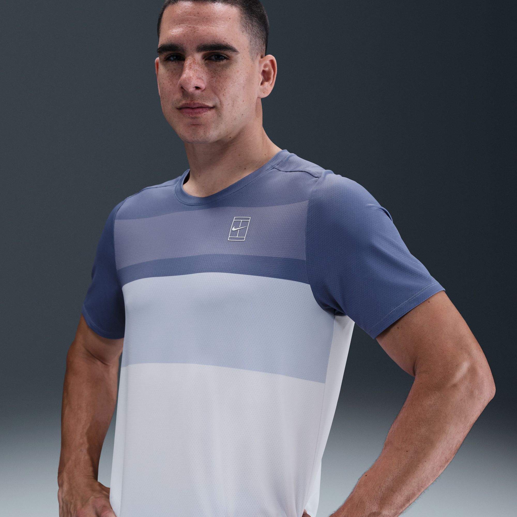 Nike Men's NikeCourt Slim-Fit Advantage Printed Tennis Shirt product image
