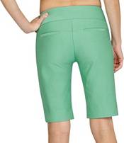 TAIL Women's Mulligan 21” Golf Shorts product image