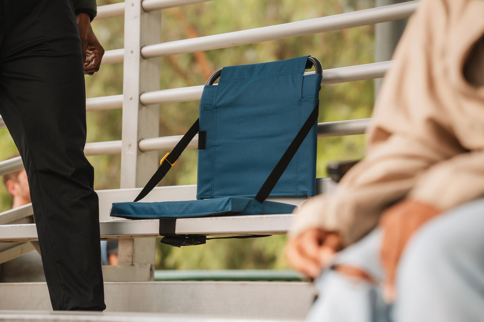 DICK'S Sporting Goods GCI Stadium Seat product image