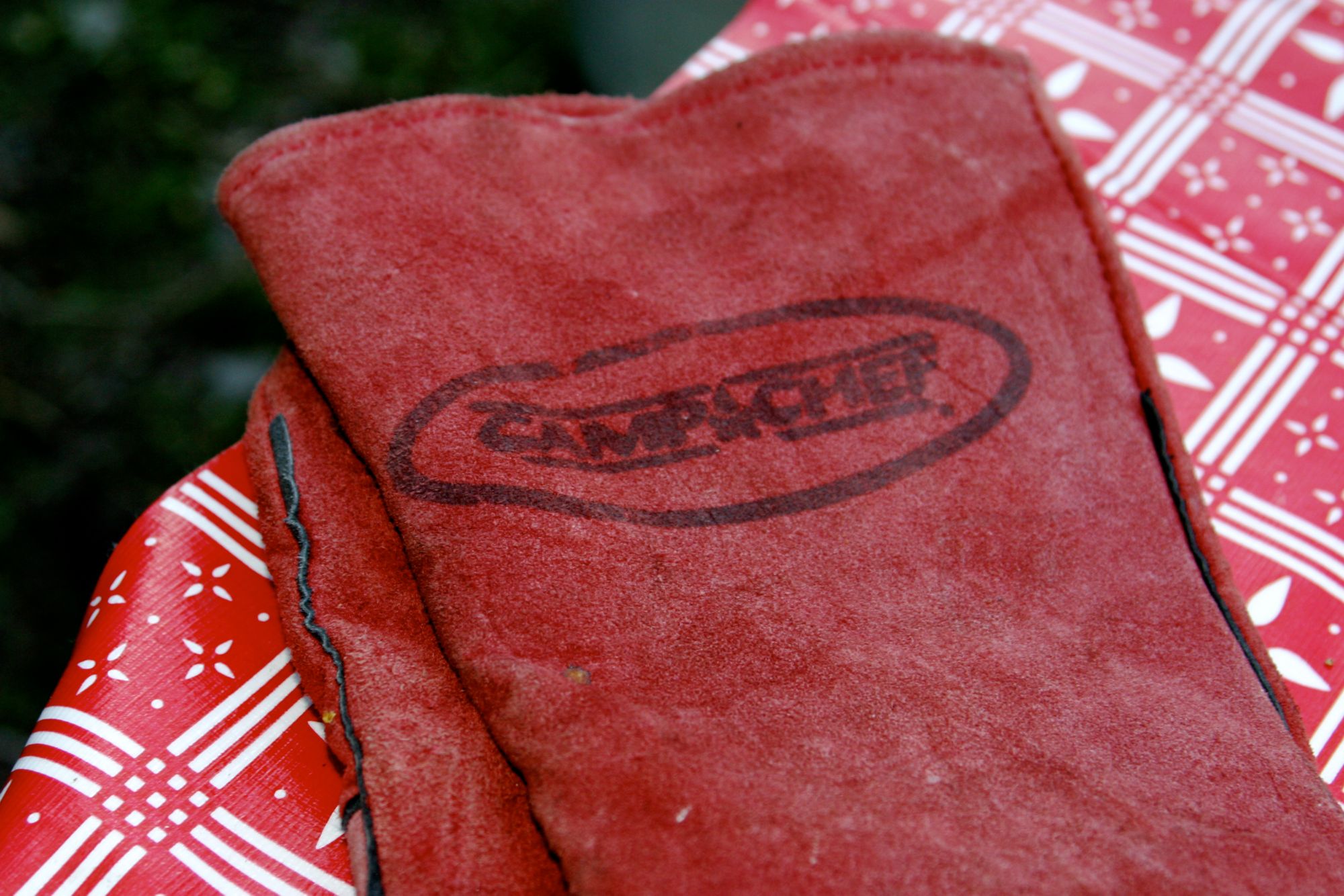 Camp Chef Heat Guard Gloves product image