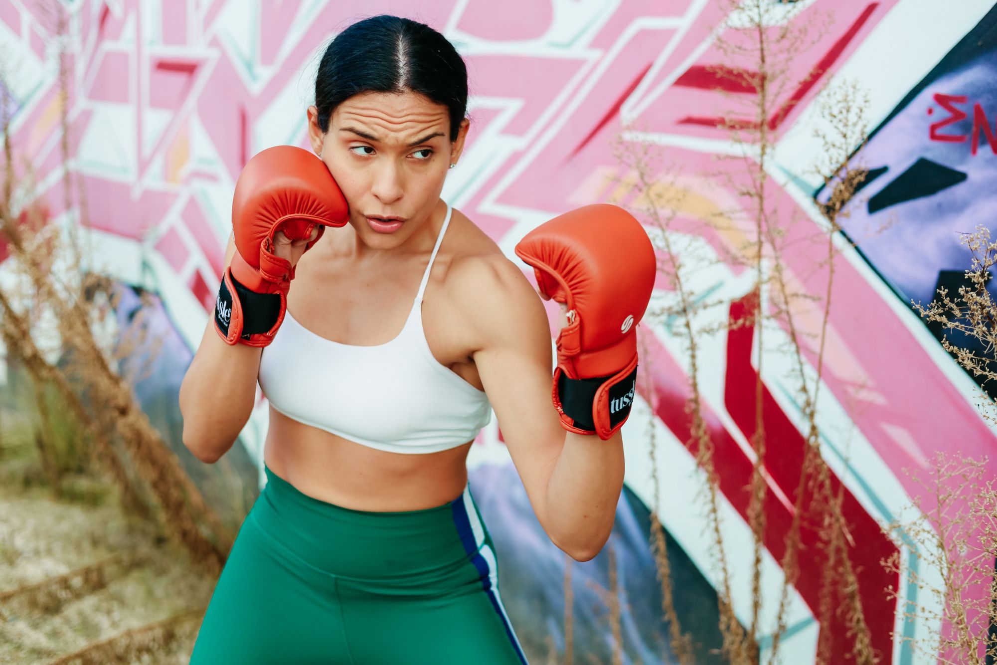 Tussle Women's Hybrid Boxing Gloves product image