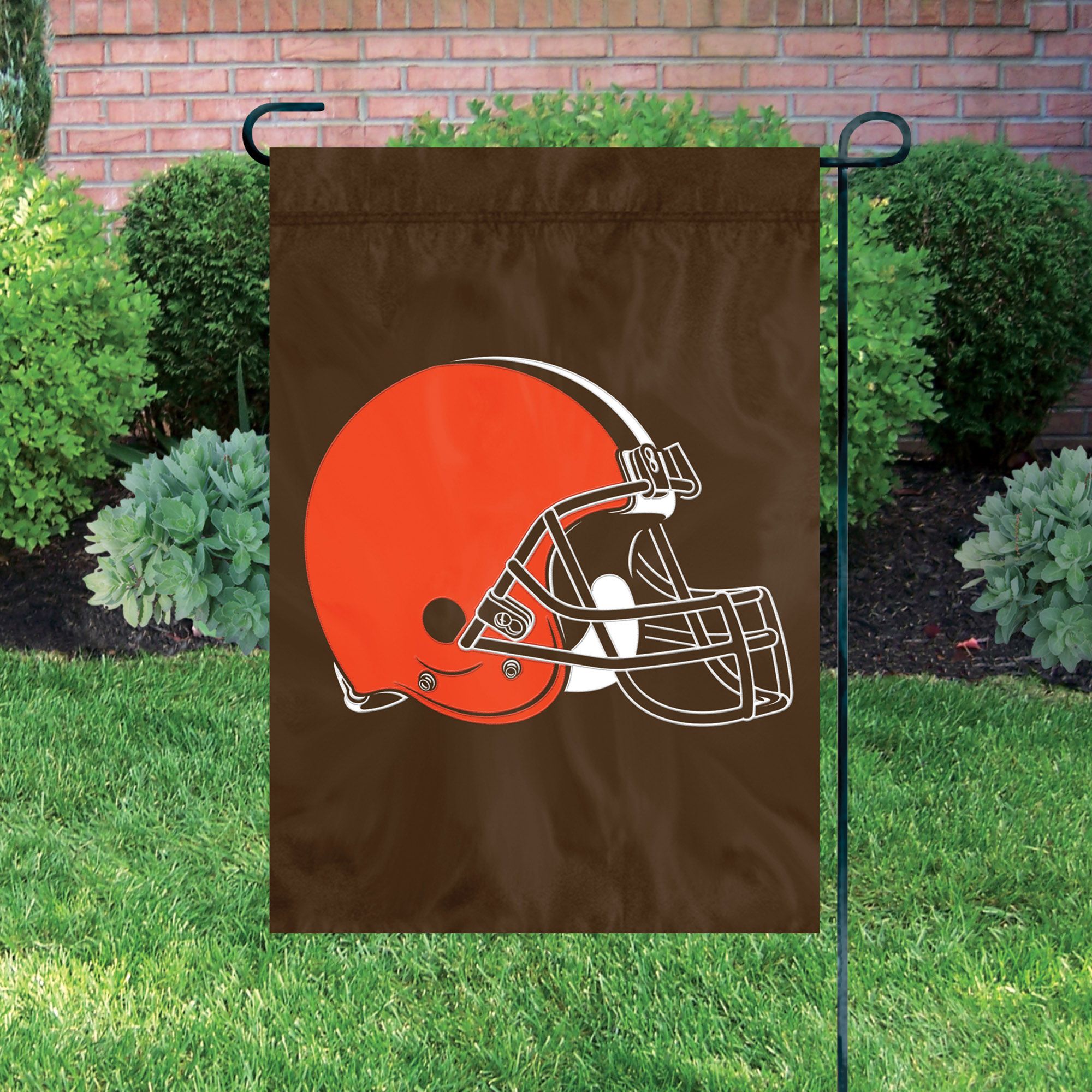 Party Animal Cleveland Browns Garden Flag product image