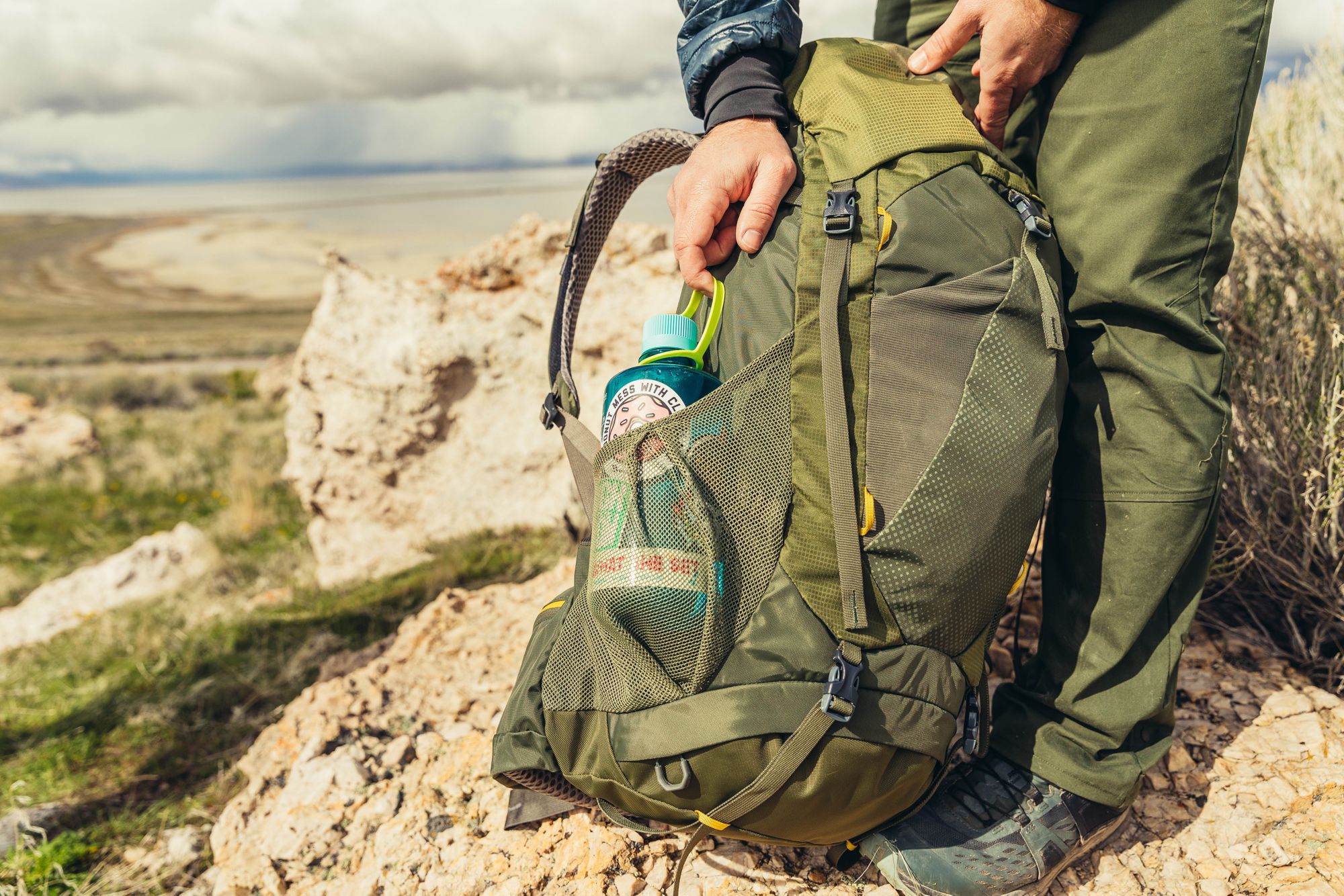 Stout 35 | Backpacking Pack | Gregory｜パンツ・ズボン