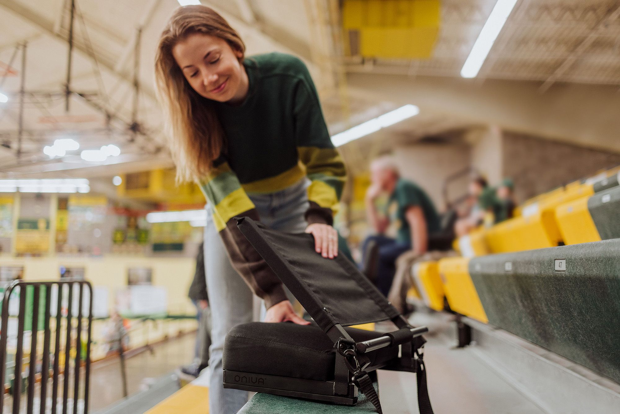 Picnic Time Gridiron Folding Stadium Seat product image