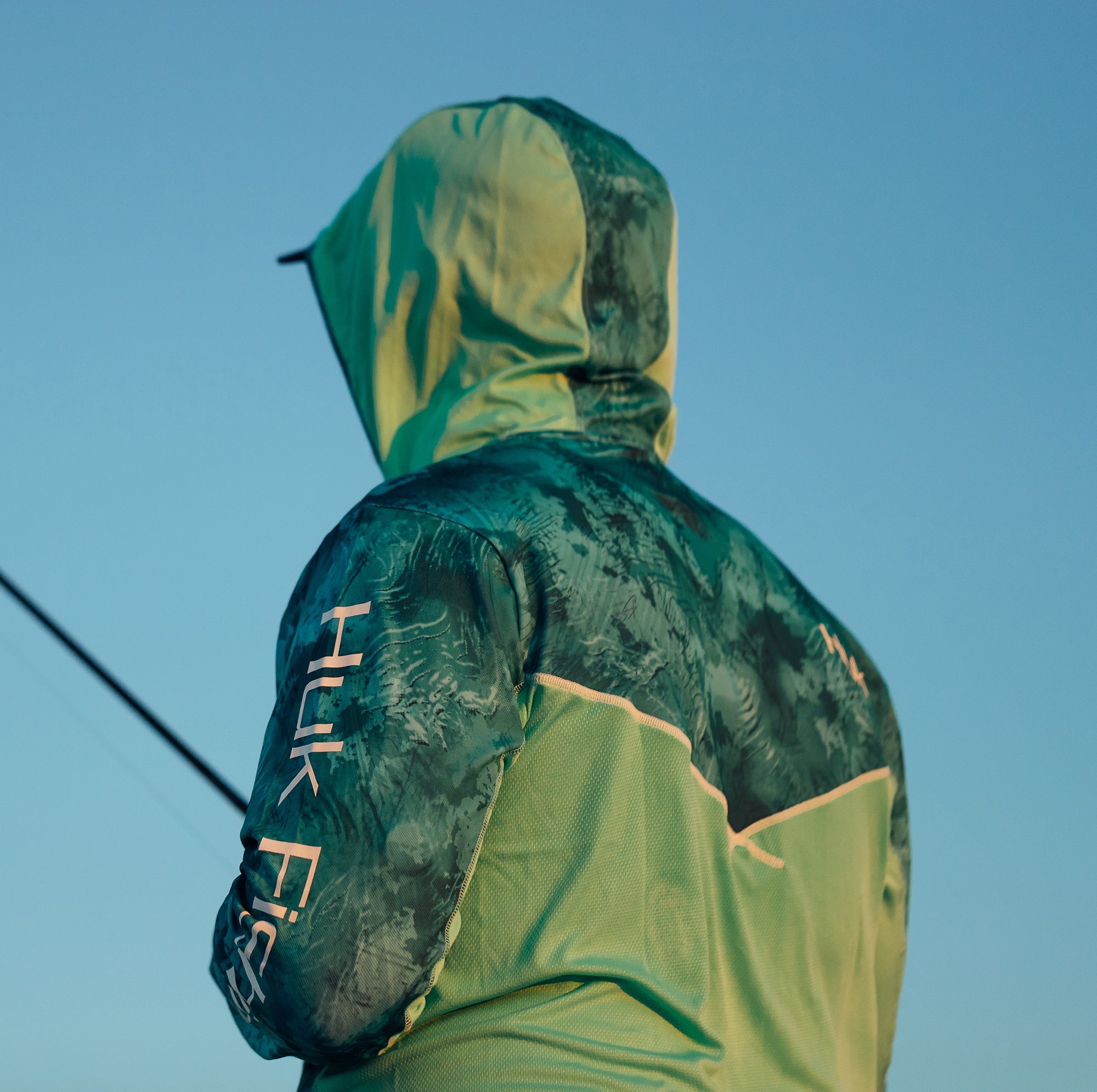 huk hooded fishing shirt