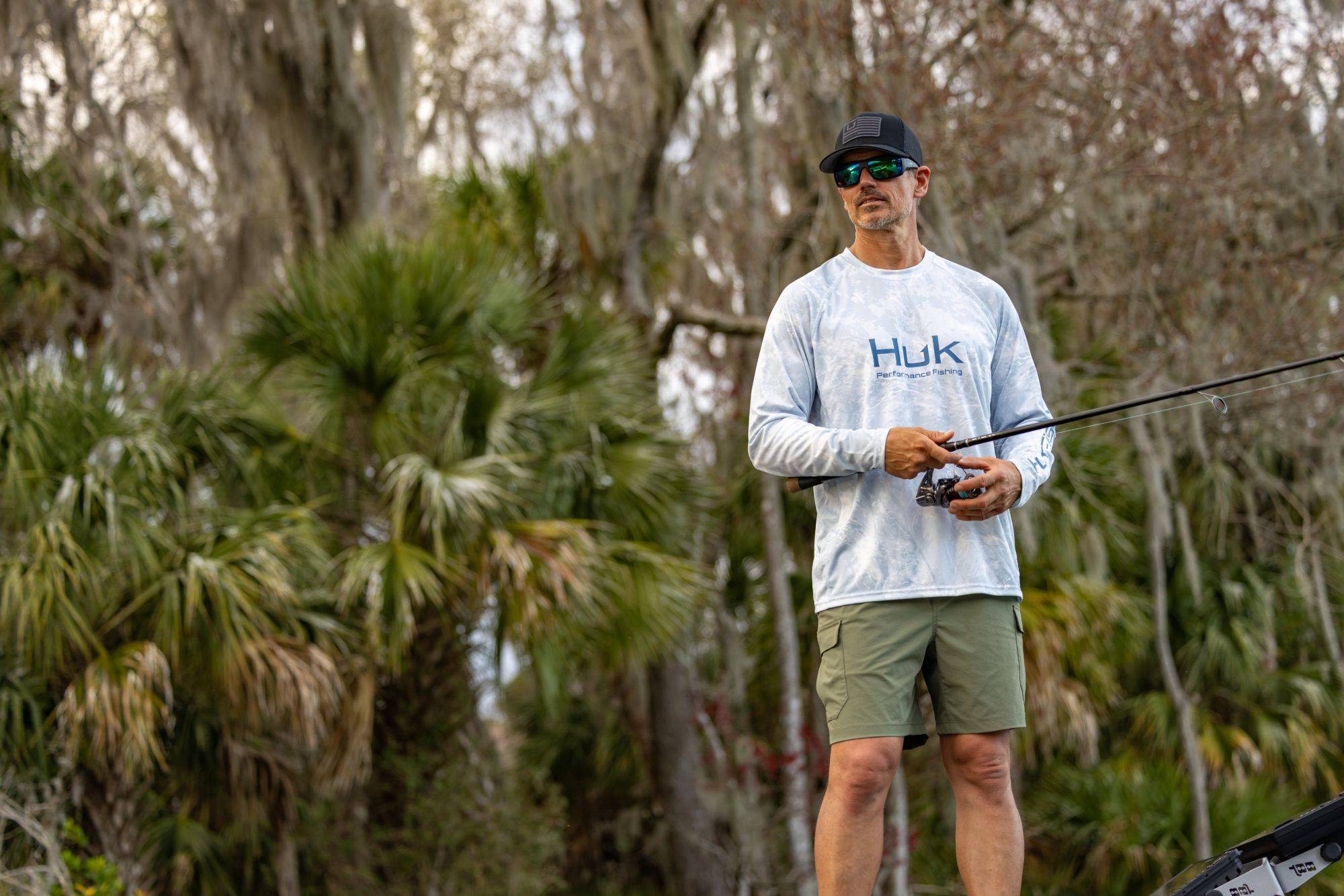 HUK Men's Mossy Oak Pursuit Crew Neck Long Sleeve T-Shirt product image