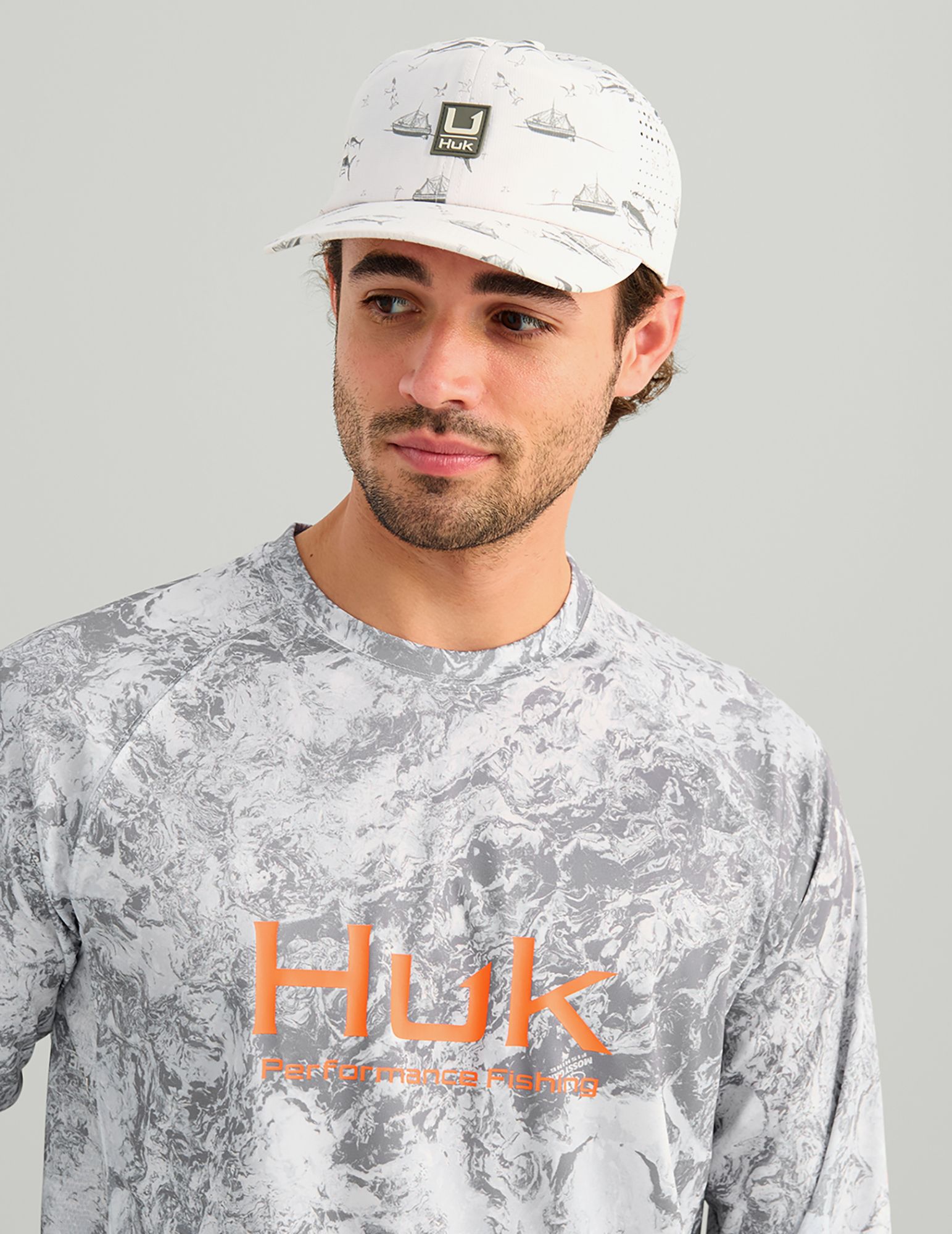 HUK Men's Mossy Oak Pursuit Crew Neck Long Sleeve T-Shirt product image