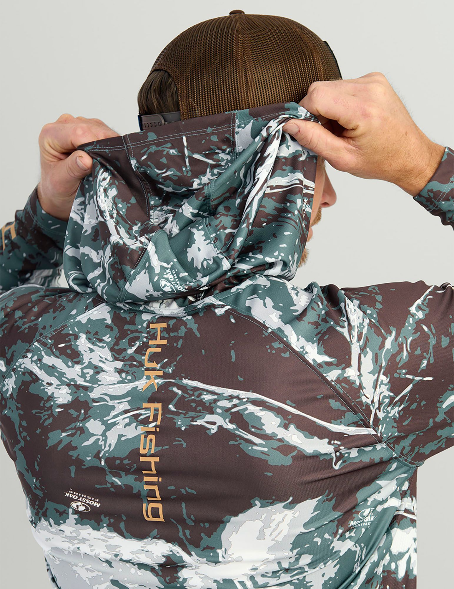 HUK Men's Mossy Oak Pursuit Hoodie product image