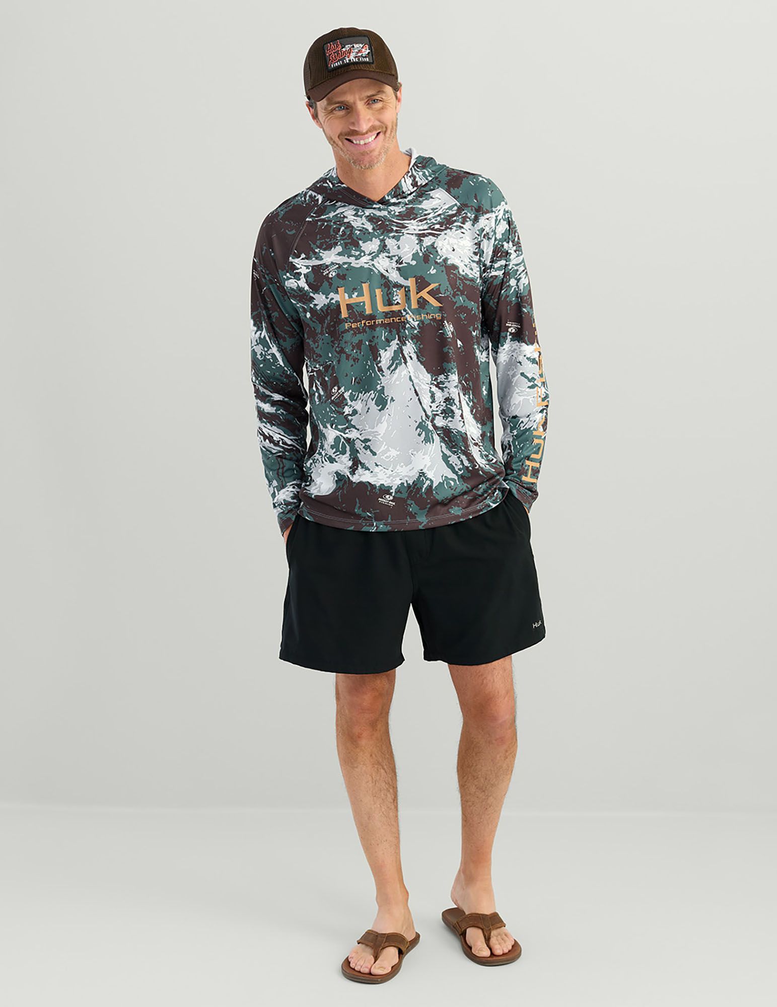 HUK Men's Mossy Oak Pursuit Hoodie product image
