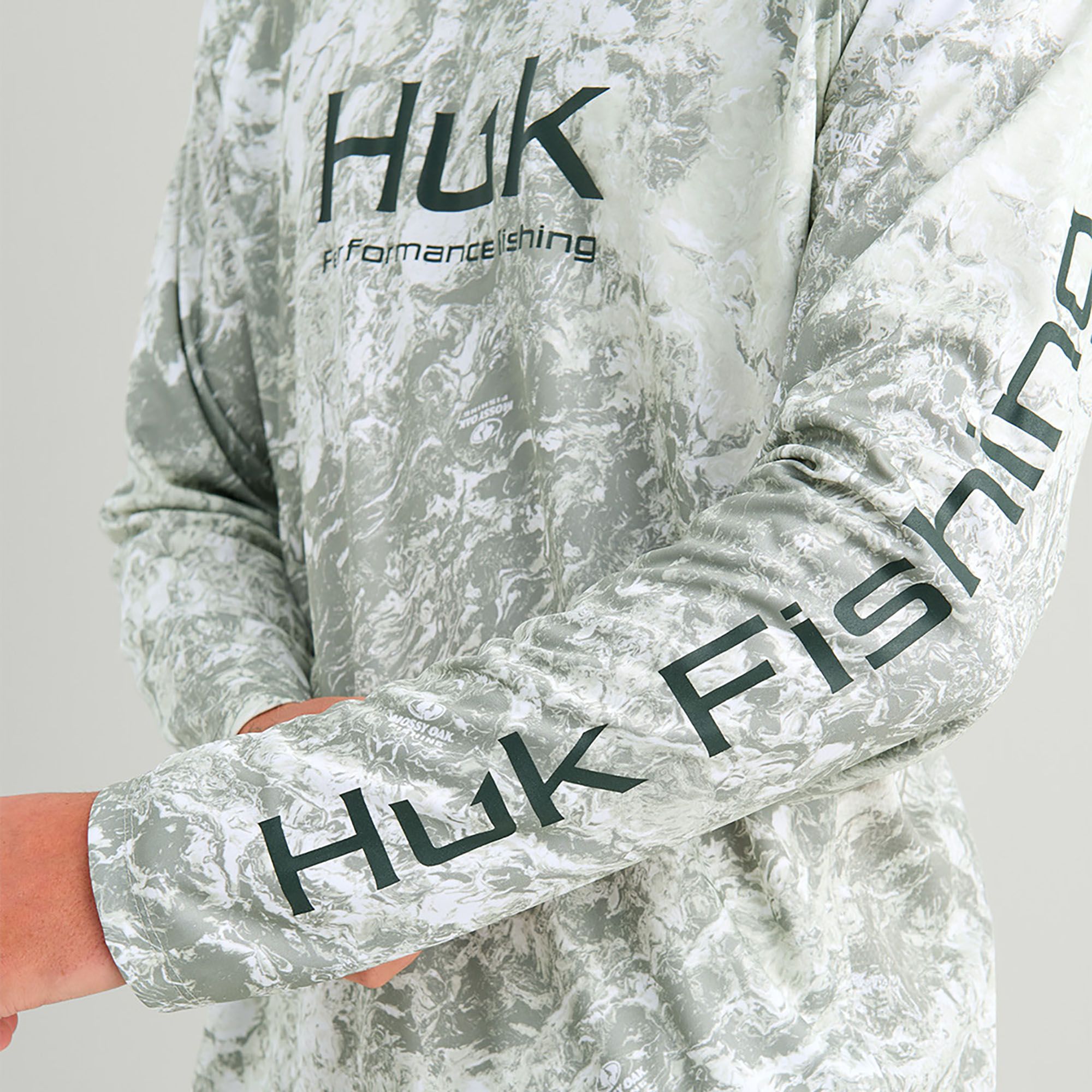 HUK Men's Mossy Oak Pursuit Hoodie product image