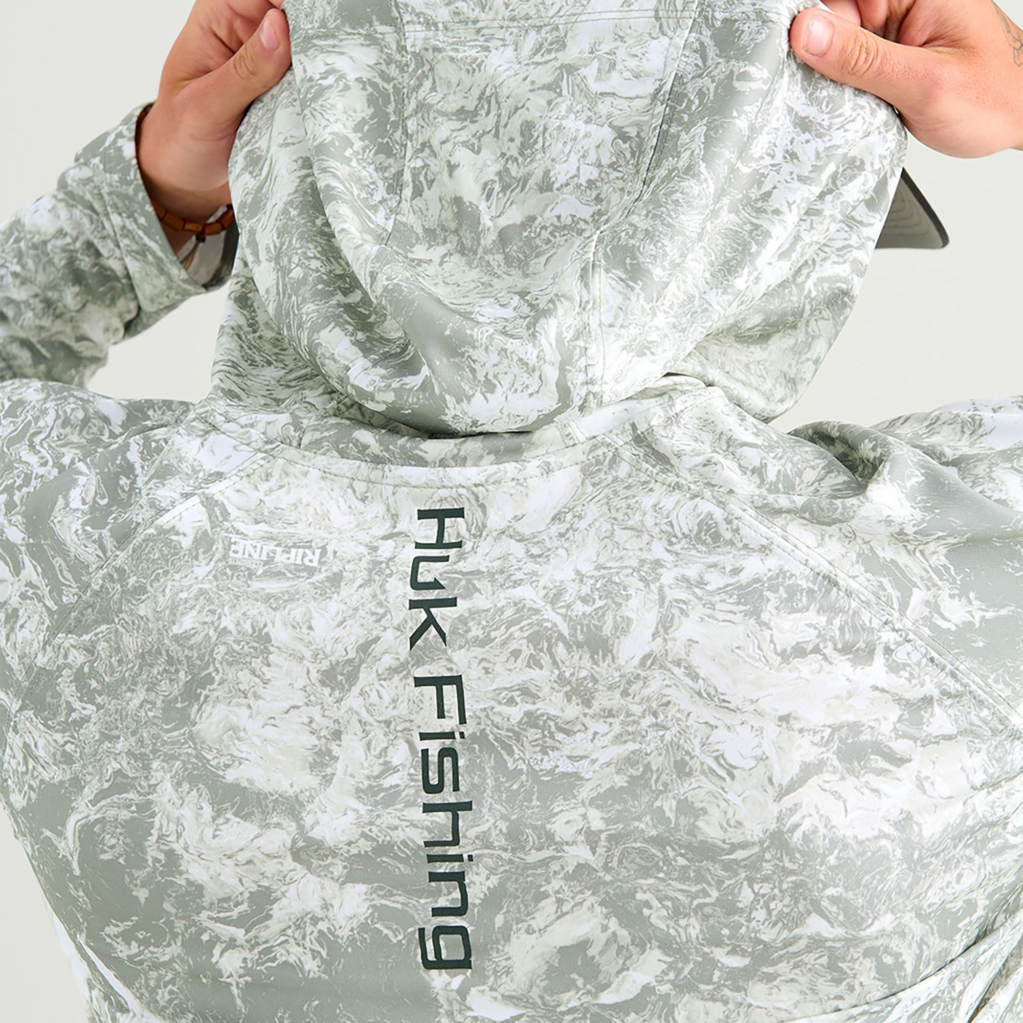 HUK Men's Mossy Oak Pursuit Hoodie product image