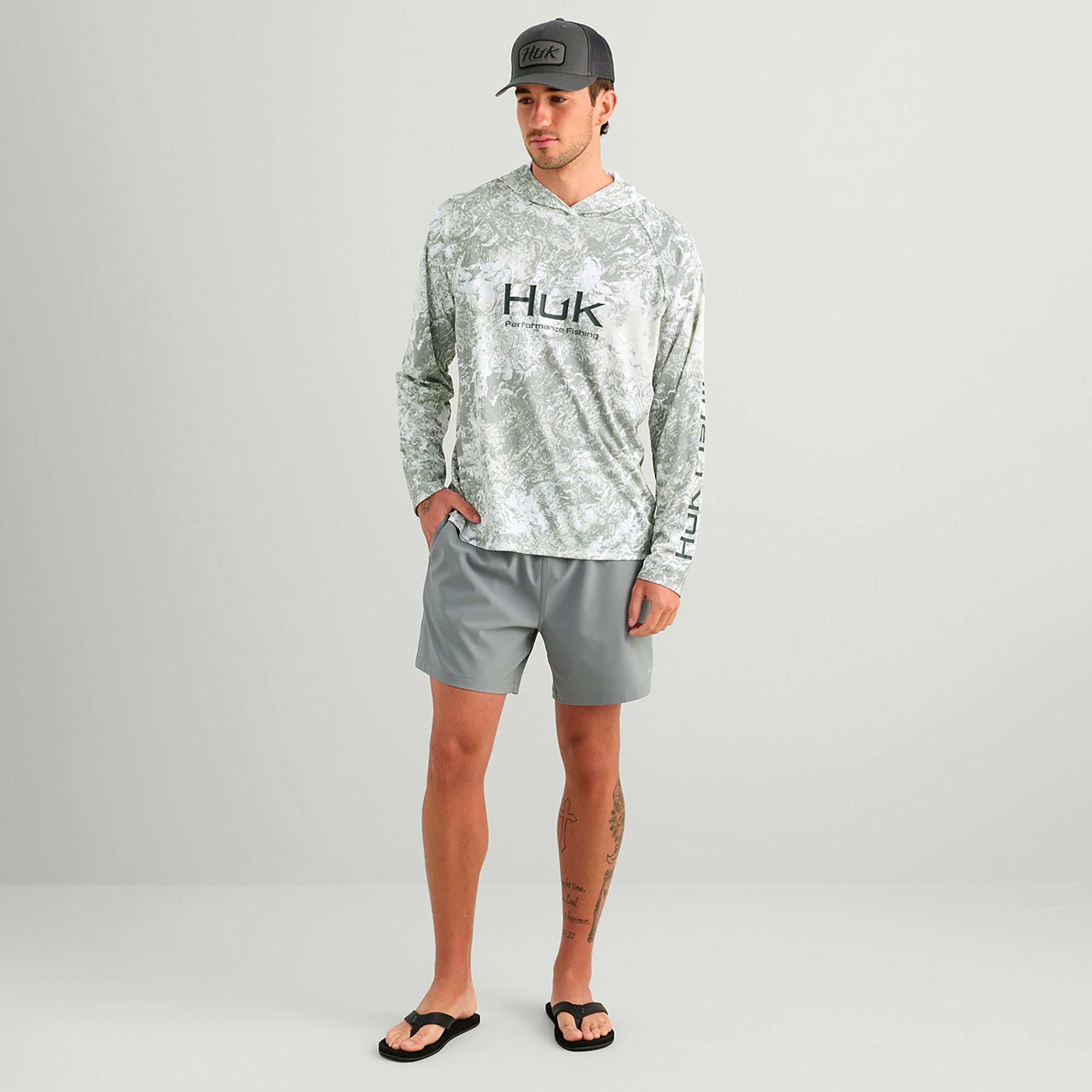 HUK Men's Mossy Oak Pursuit Hoodie product image