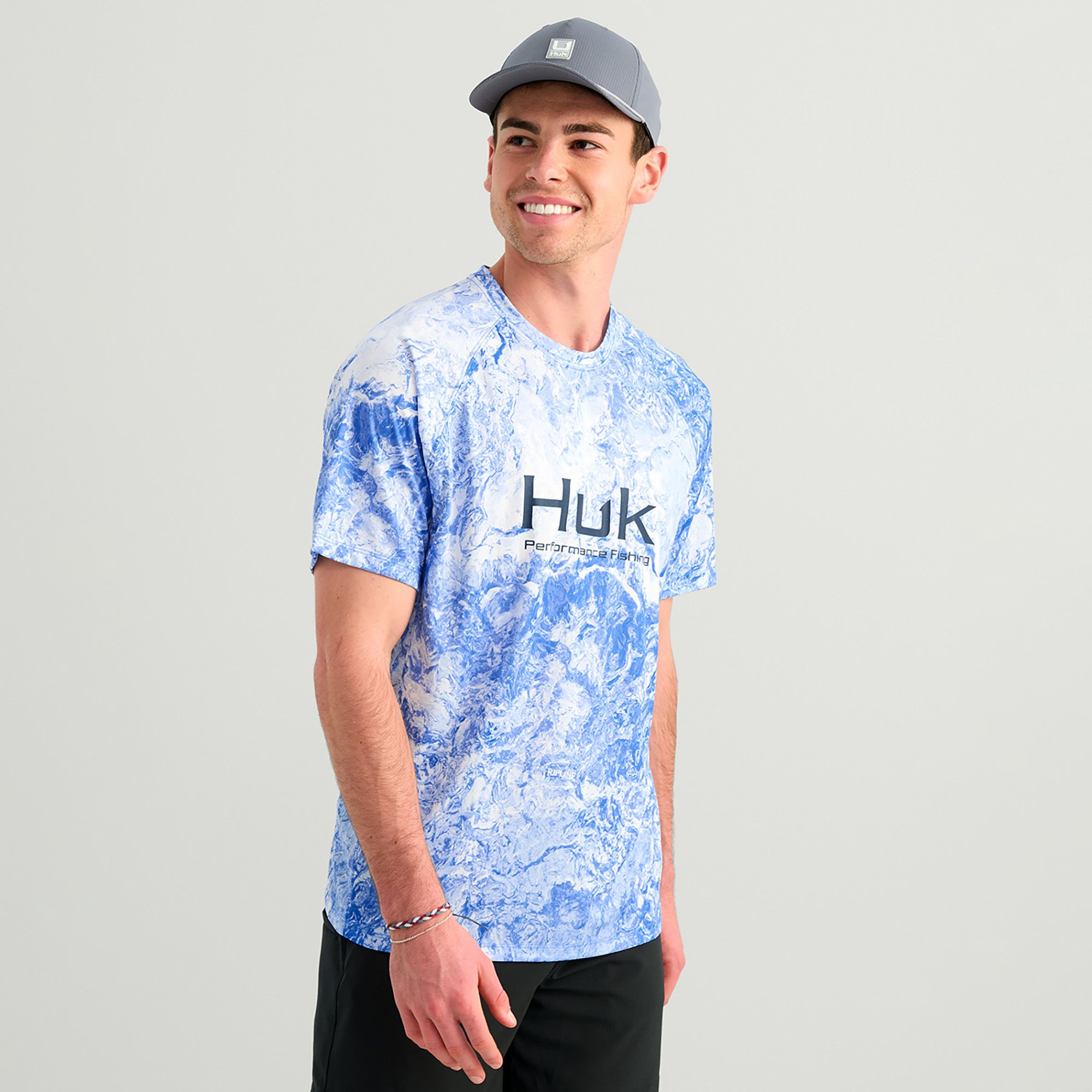 HUK Men's Mossy Oak Pursuit Short Sleeve Short Sleeve Crewneck Shirt product image