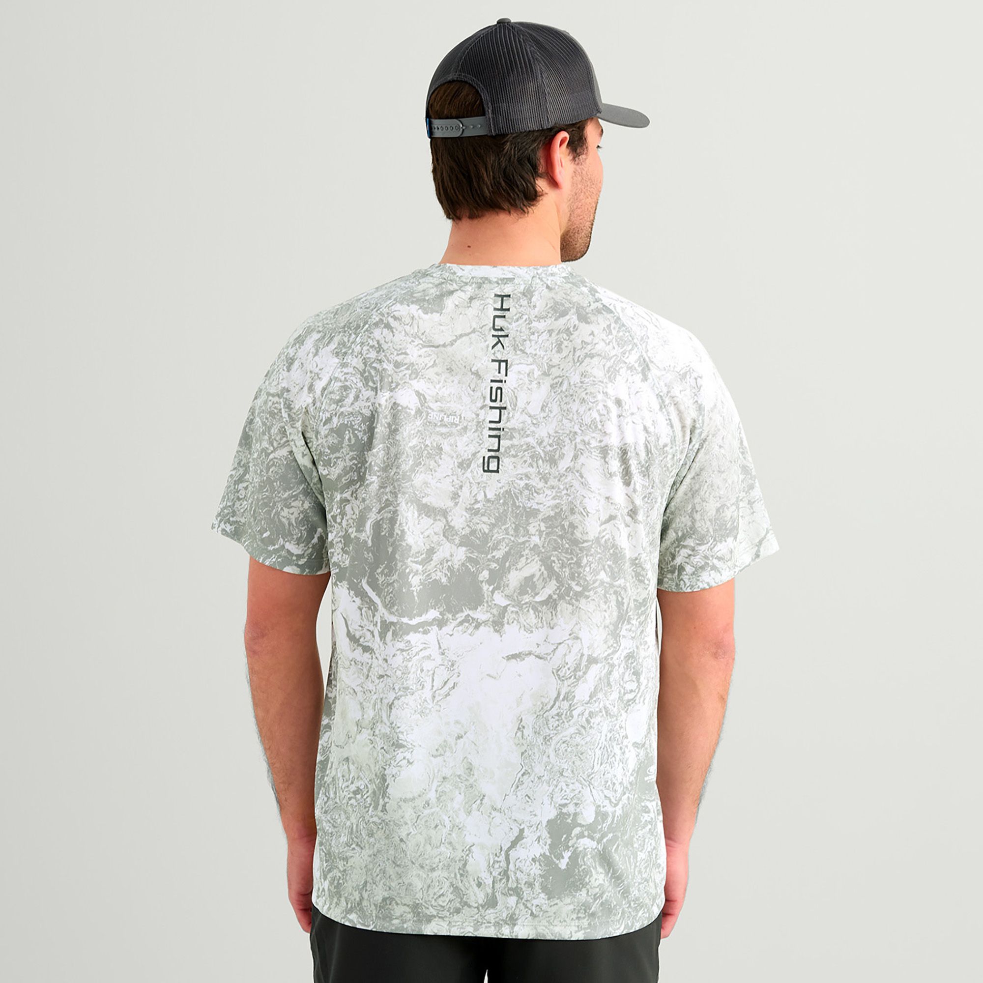 HUK Men's Mossy Oak Pursuit Short Sleeve Short Sleeve Crewneck Shirt product image