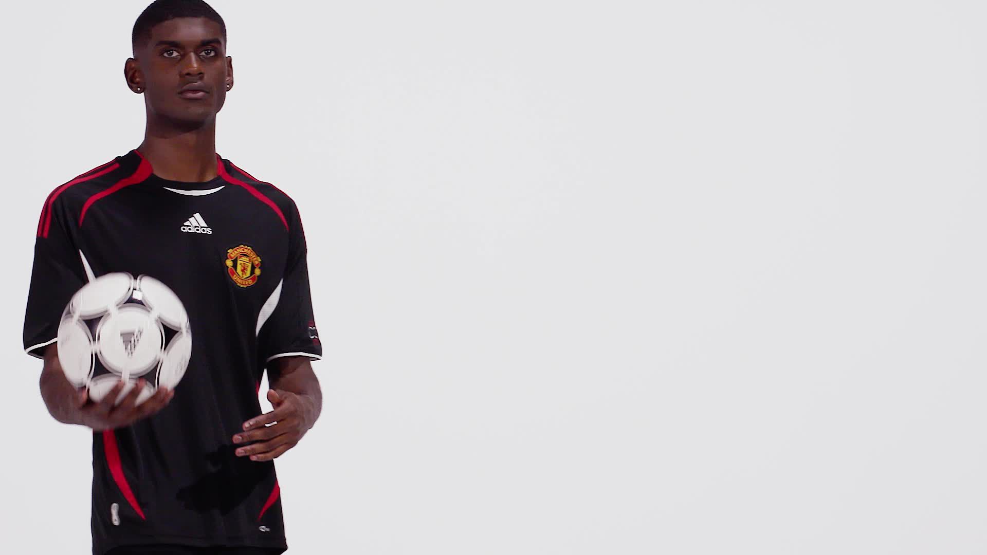 adidas Manchester United Teamgeist Black Jersey product