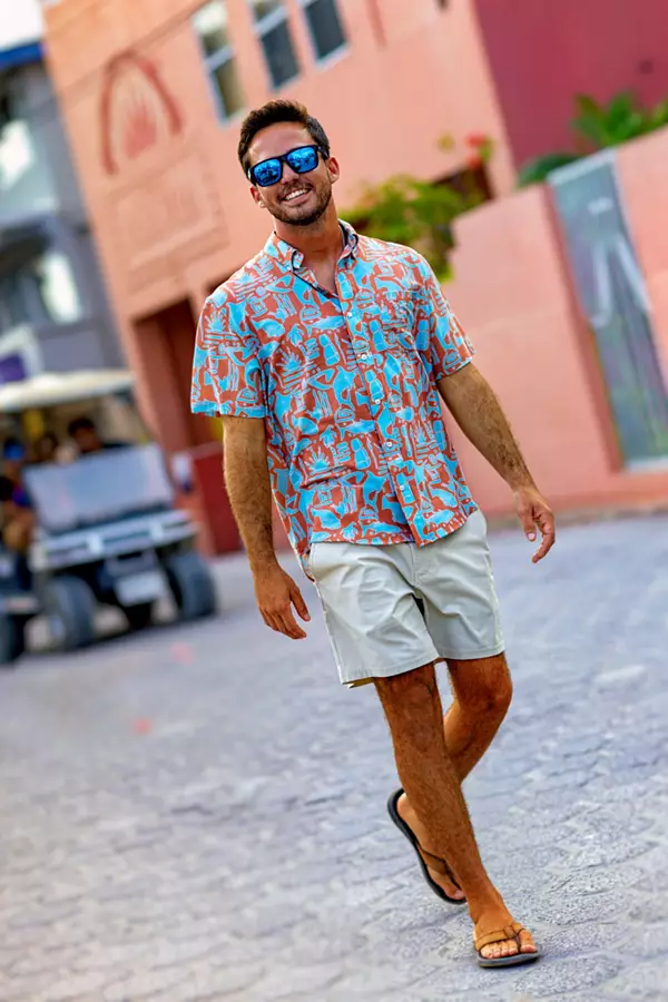 HUK Men's Tiki Beach Kona Button-Down Shirt