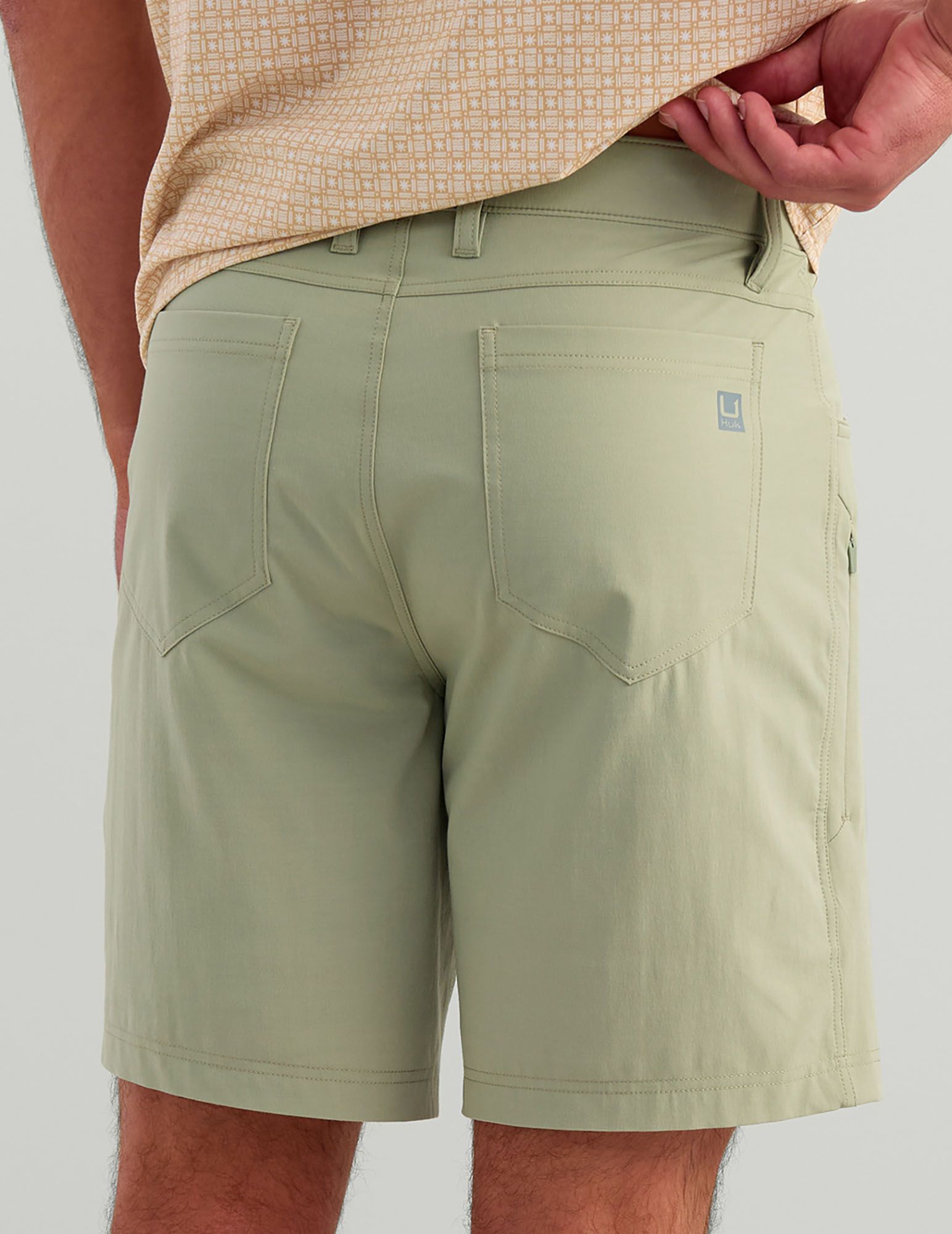 HUK Men's 9" Kona Shorts product image